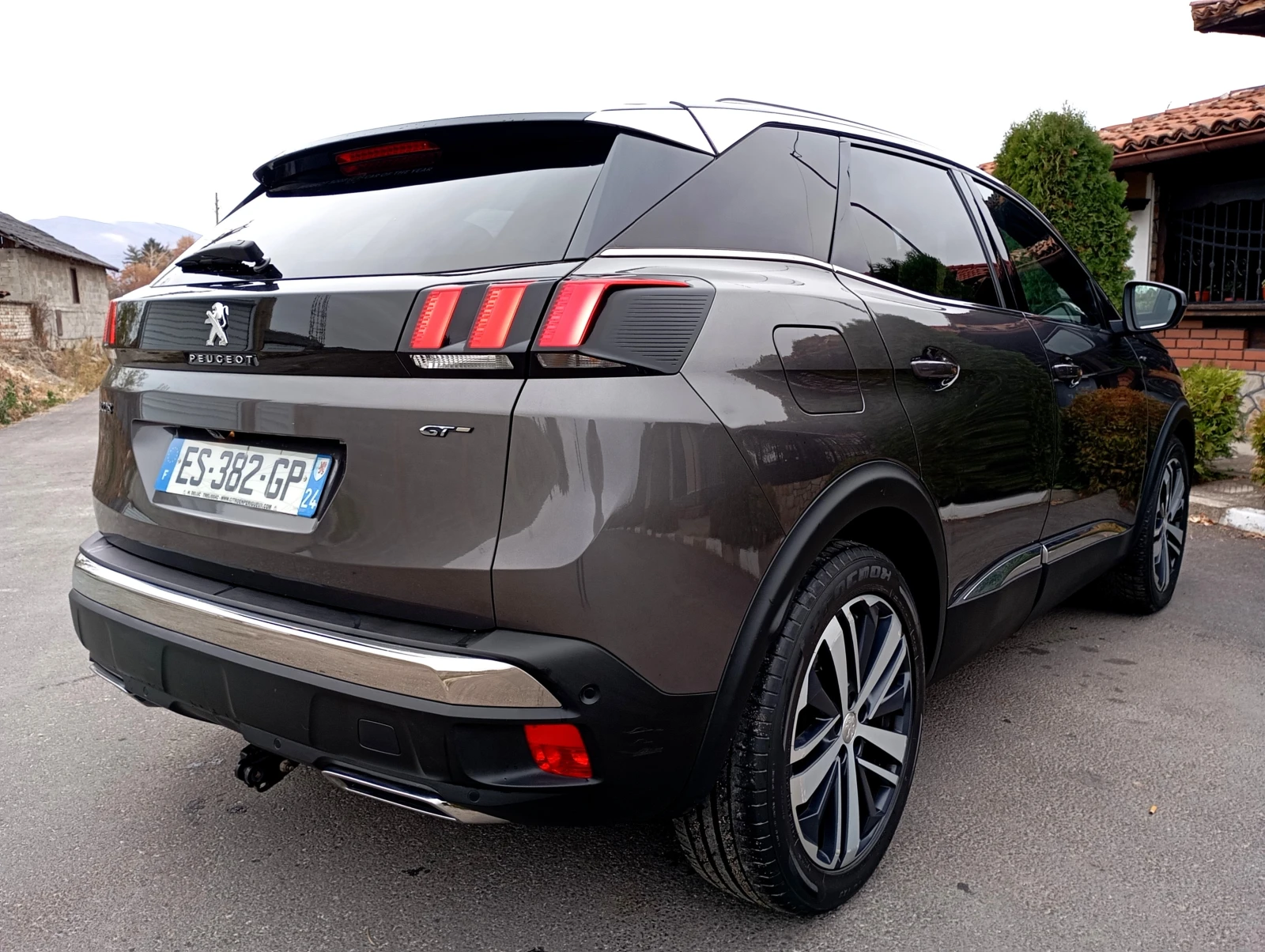 Peugeot 3008 2.0* GT * LED* CAM* DISTRON* PANORAMIC  - изображение 4