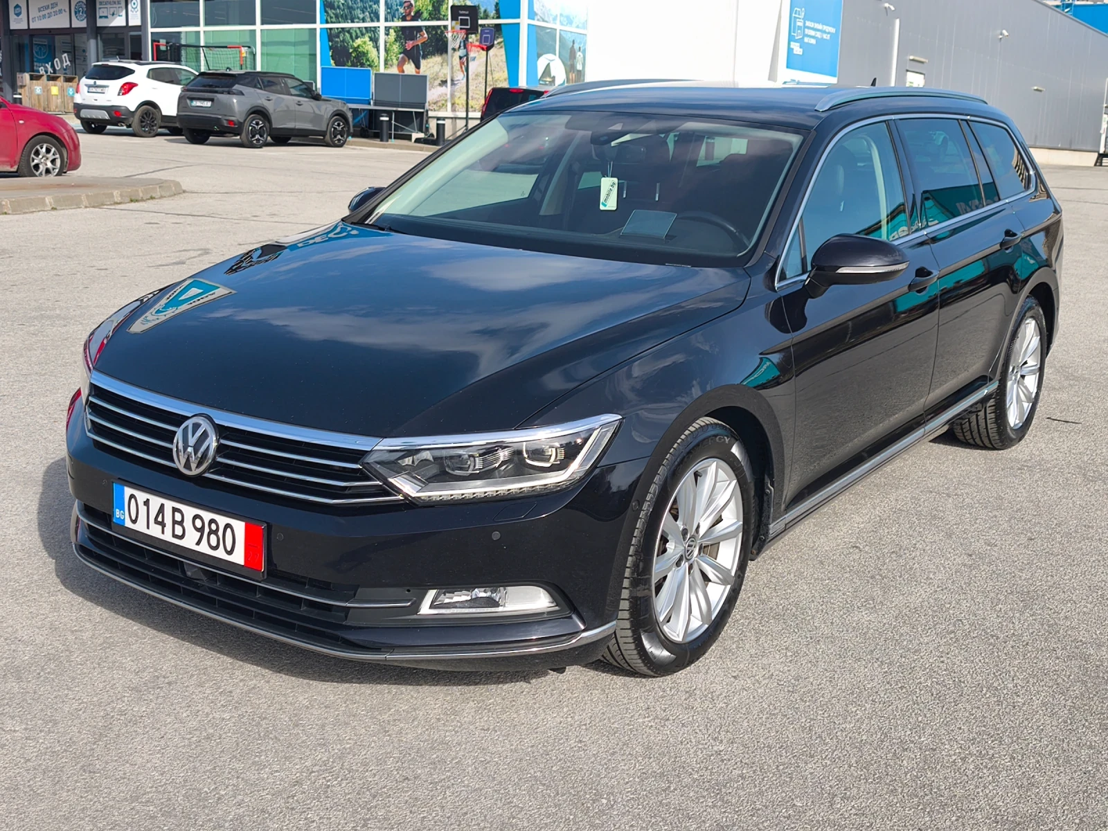 VW Passat 2.0TSi 220кс HIGHLINE , ВСИЧКИ ЕКСТРИ, ШВЕЙЦАРИЯ - изображение 2