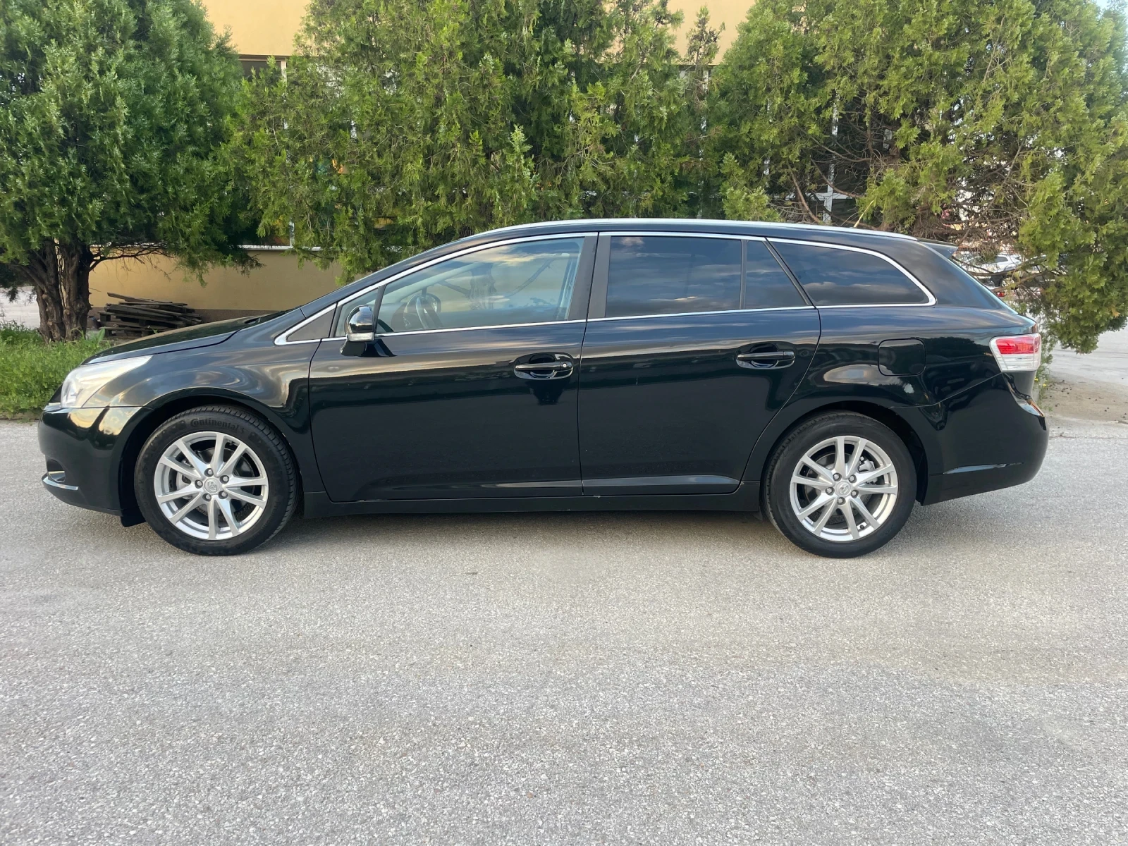 Toyota Avensis 2.0D4-D 126к.с. NAVI EURO5  - изображение 2