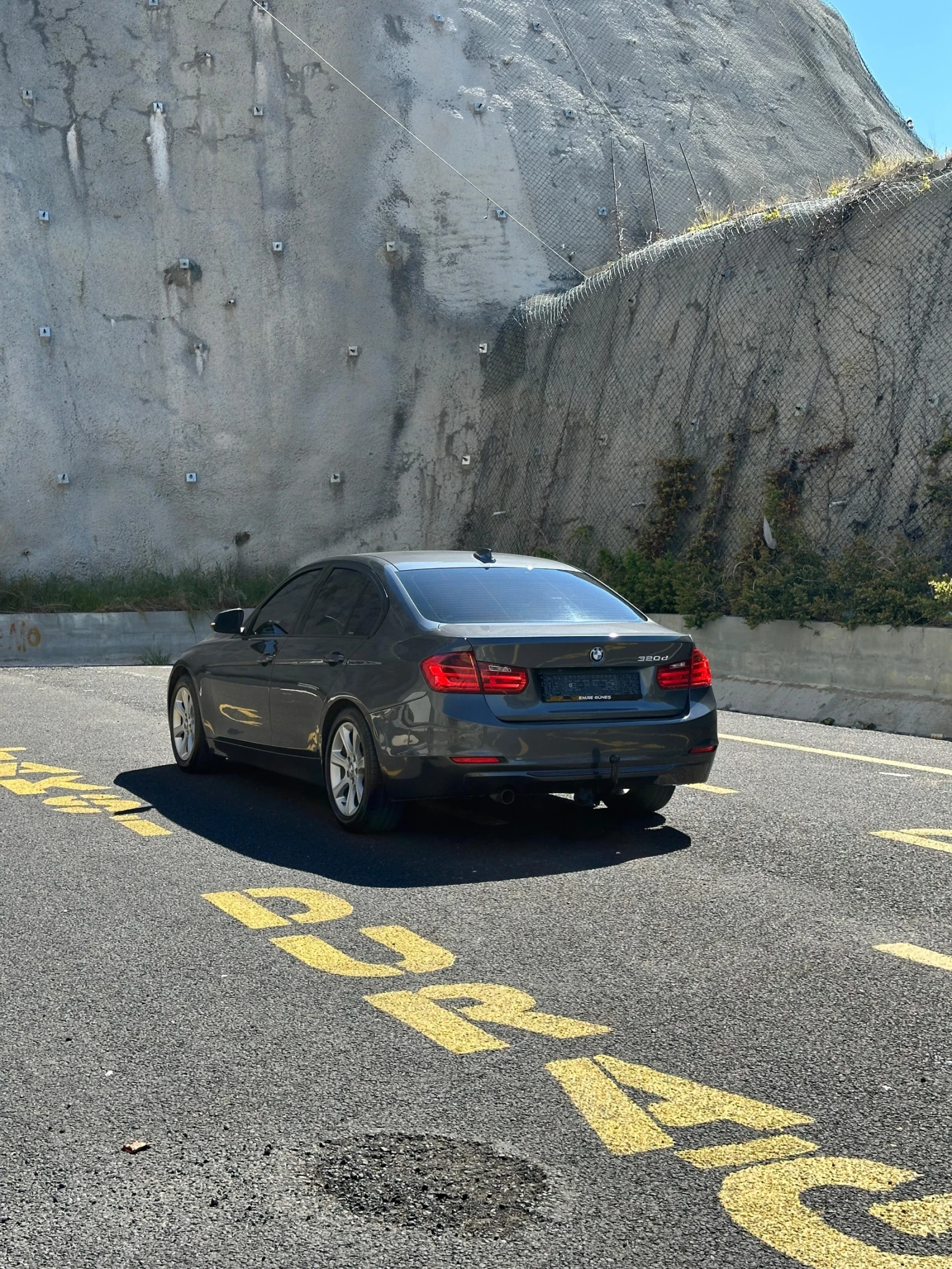 BMW 320  - изображение 6