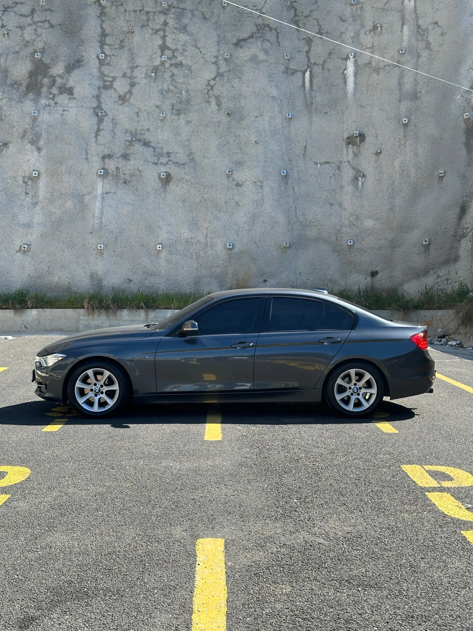 BMW 320  - изображение 8