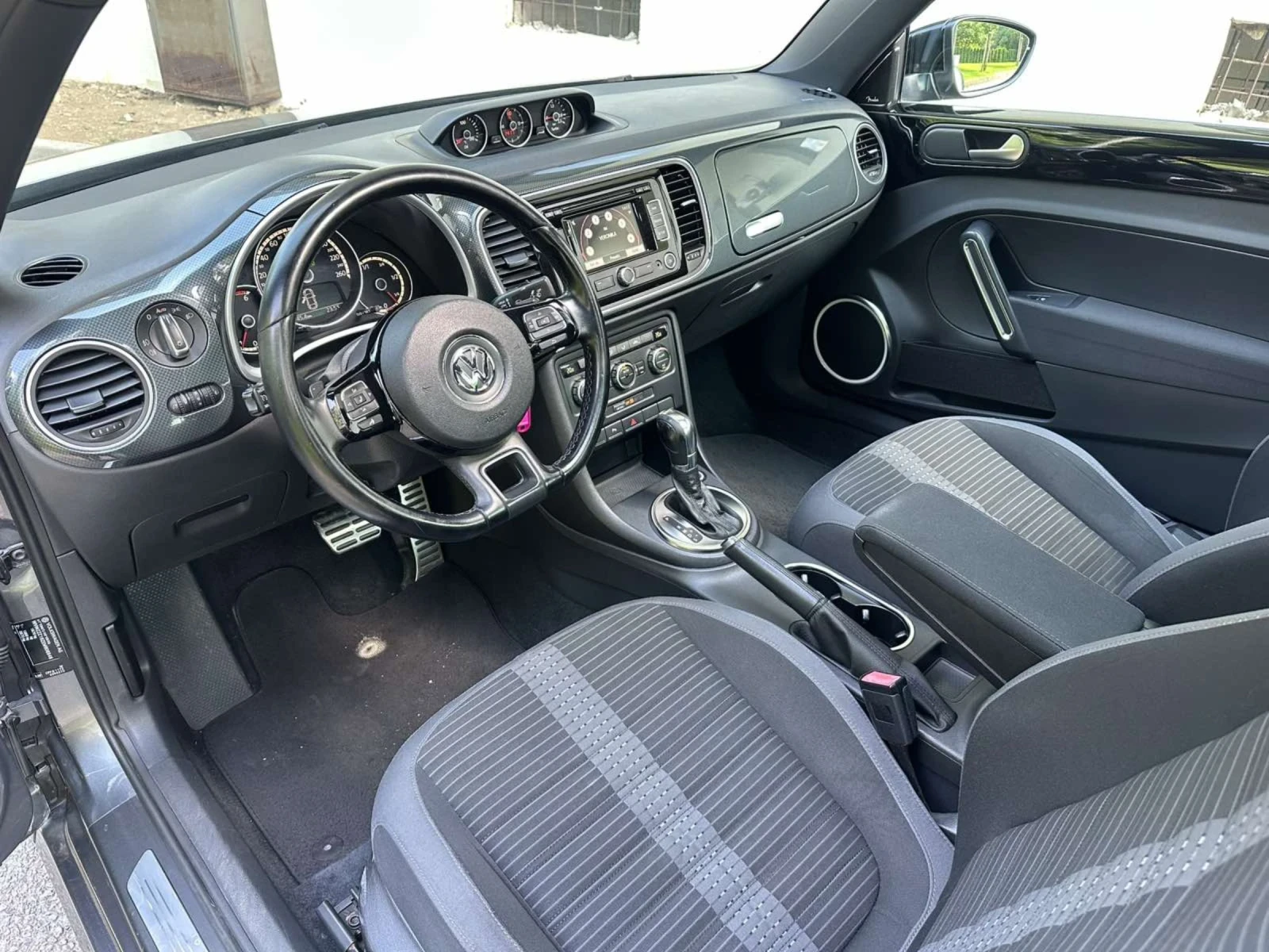 VW New beetle 2.0TDI / DSG / ПАНОРАМА - изображение 9