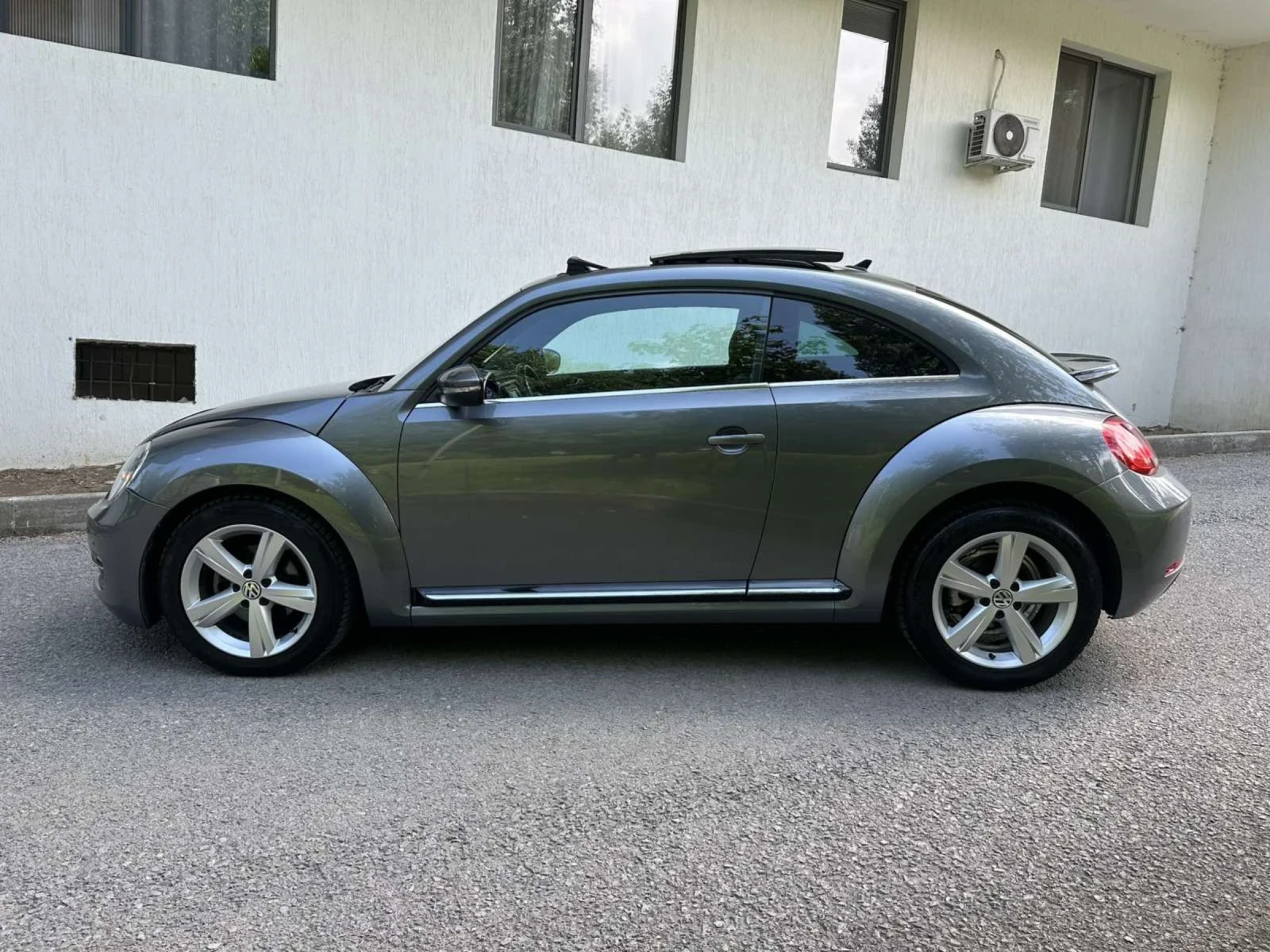 VW New beetle 2.0TDI / DSG / ПАНОРАМА - изображение 4
