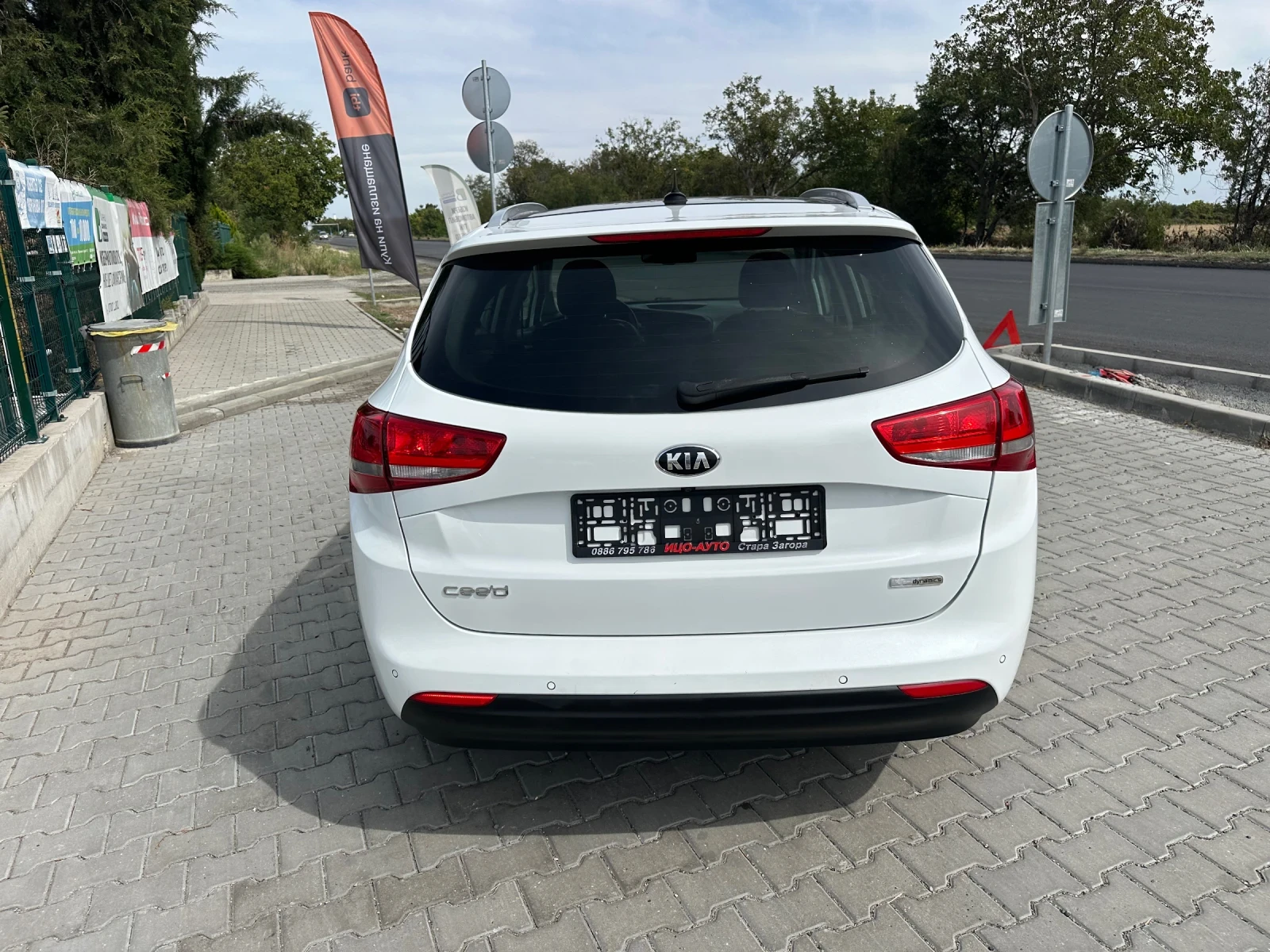 Kia Ceed 1.6cdi 136к.с Автомат Панорама GT line  - изображение 4