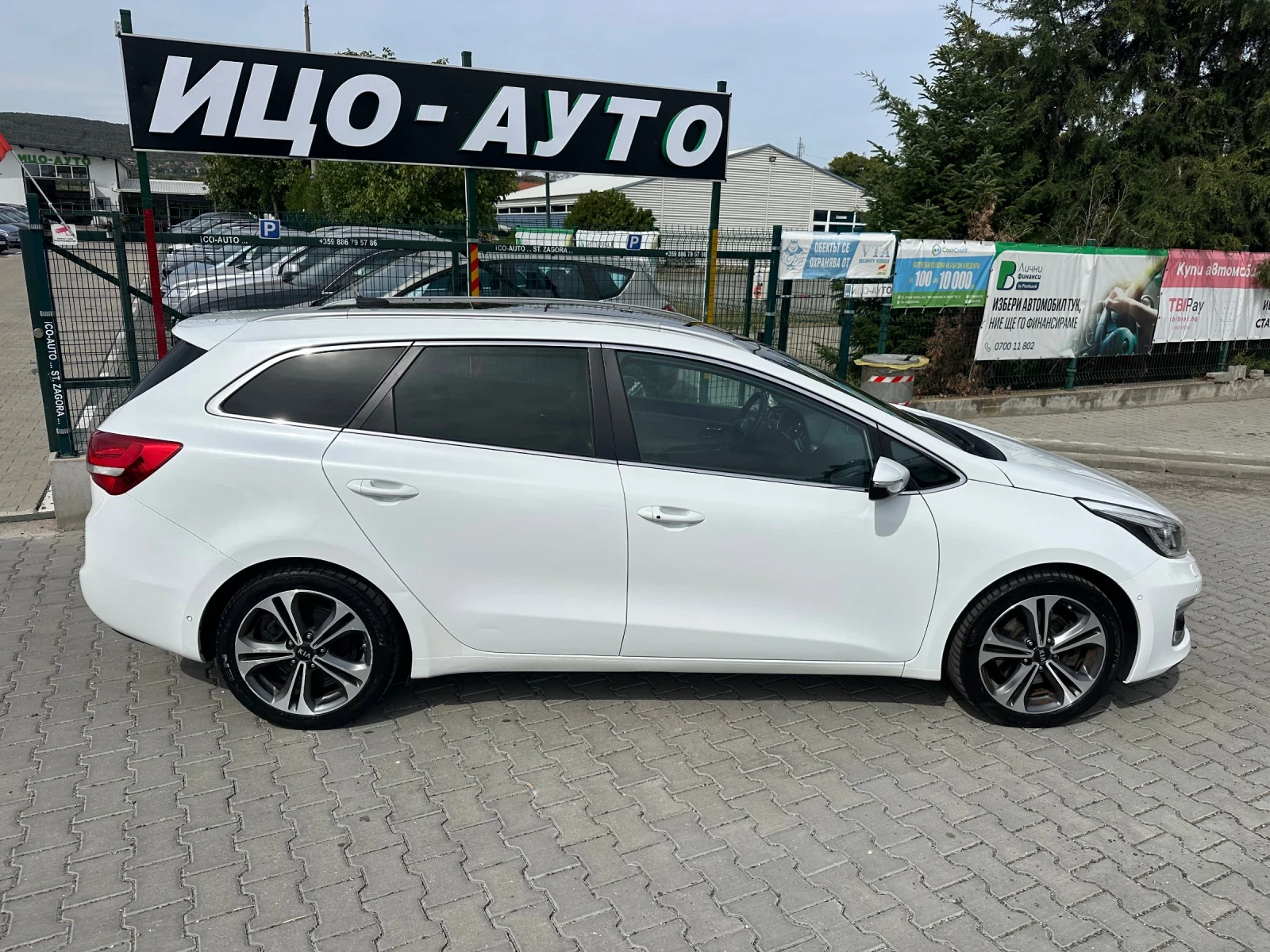 Kia Ceed 1.6cdi 136к.с Автомат Панорама GT line  - изображение 2