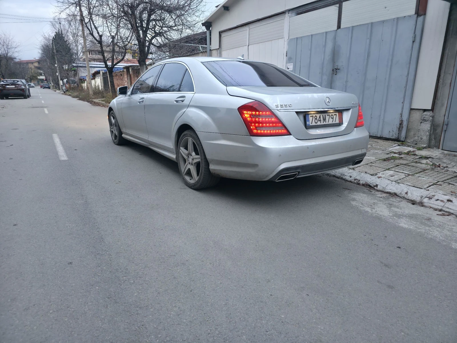 Mercedes-Benz S 550 5.5 AMG / bang & olufsen / 3xTV / Distronic / FULL - изображение 3