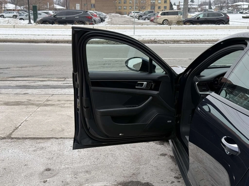 Porsche Panamera * Base / 4 * CARFAX * ���� �� �� | Mobile.bg � ����������� 12