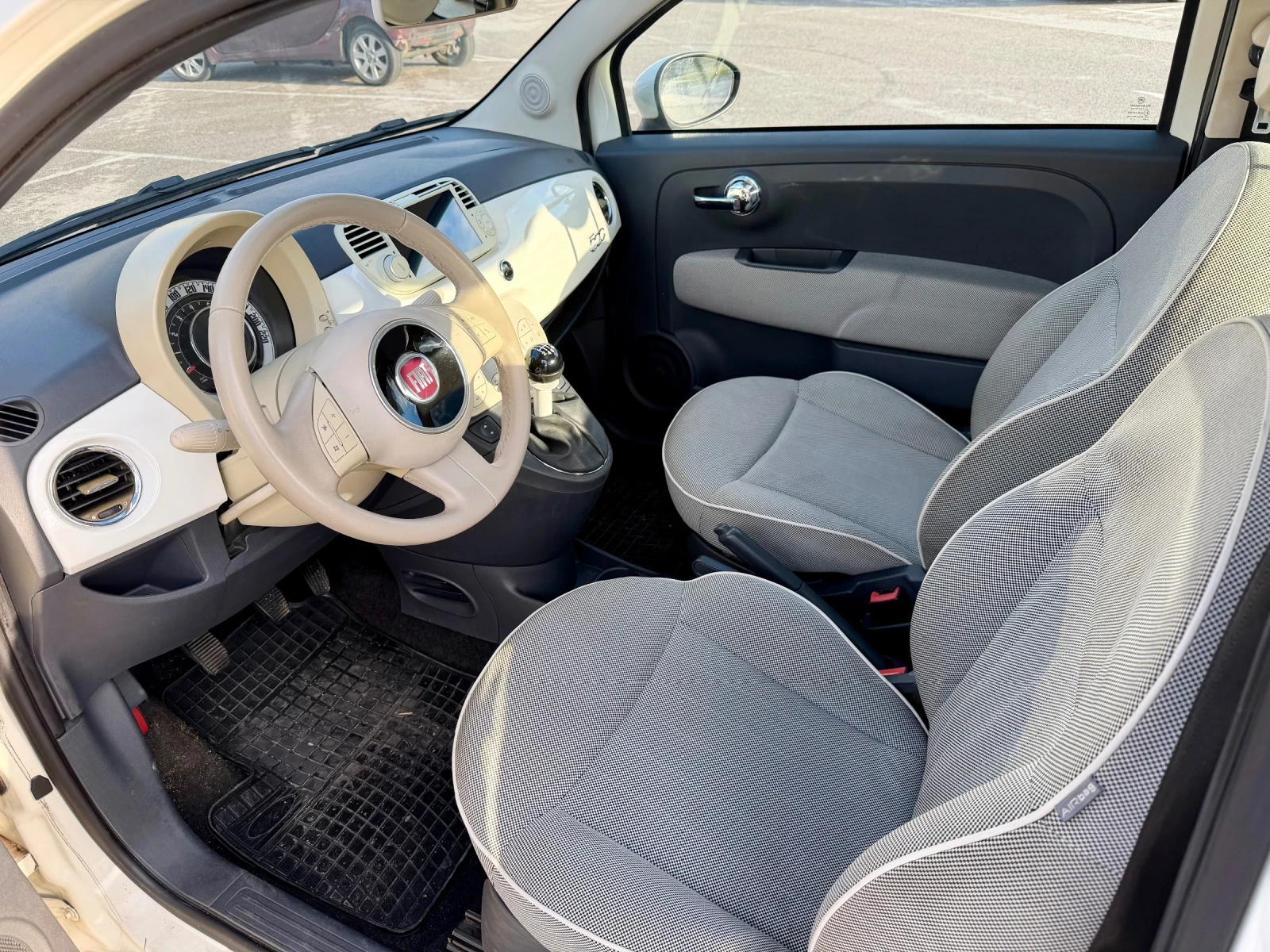 Fiat 500 1.4i 6ск. 100к.с. Панорама Нави ТОП - изображение 9