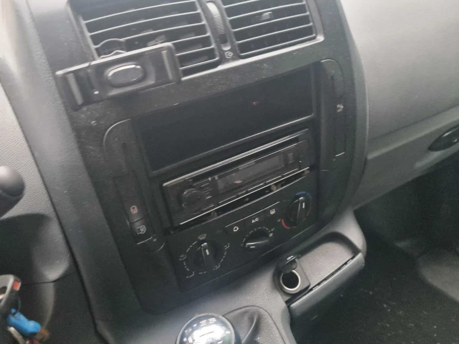 Citroen Jumpy 1.6hdi 179000km - изображение 5