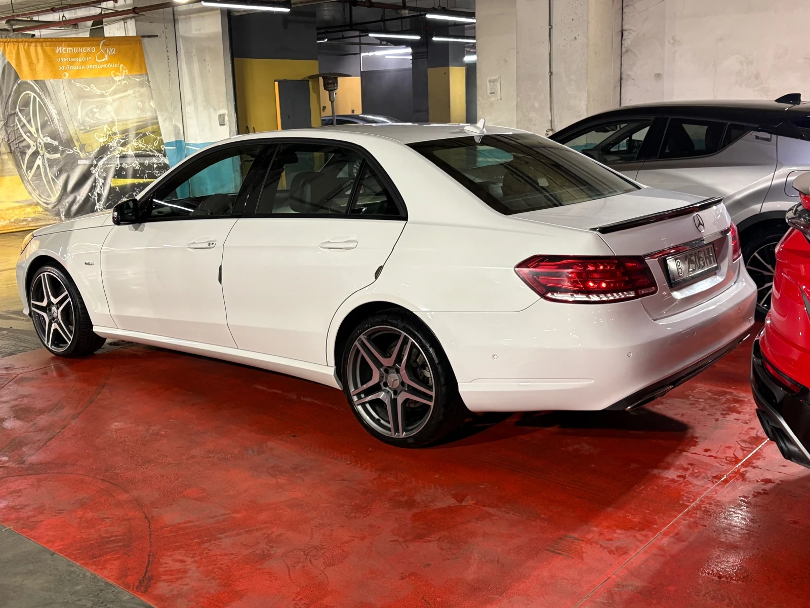 Mercedes-Benz E 350 Edition E, снимка 2 - Автомобили и джипове - 53899468