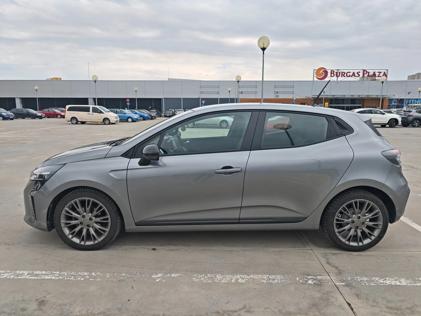 Renault Clio CL5 бензин-газ, снимка 2 - Автомобили и джипове - 54610379