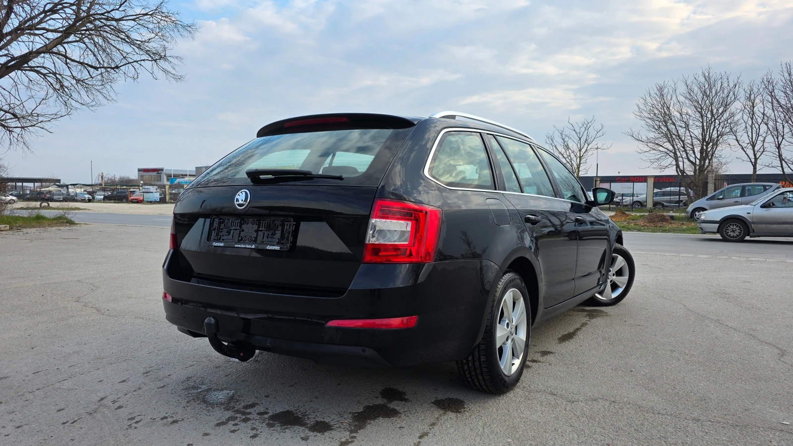 Skoda Octavia KATO ЧИСТО НОВ, снимка 4 - Автомобили и джипове - 54184317