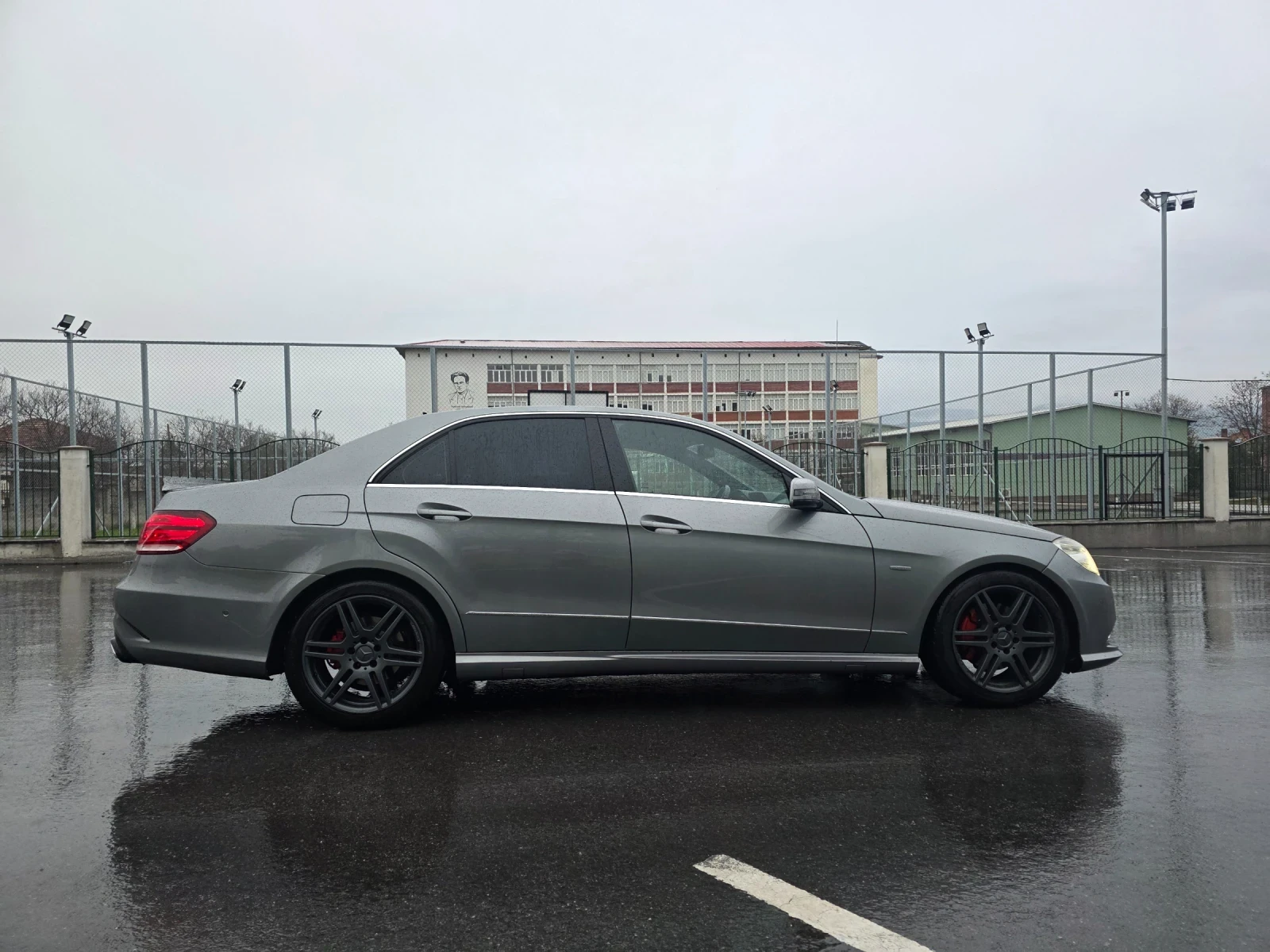 Mercedes-Benz E 350, снимка 4 - Автомобили и джипове - 54286225