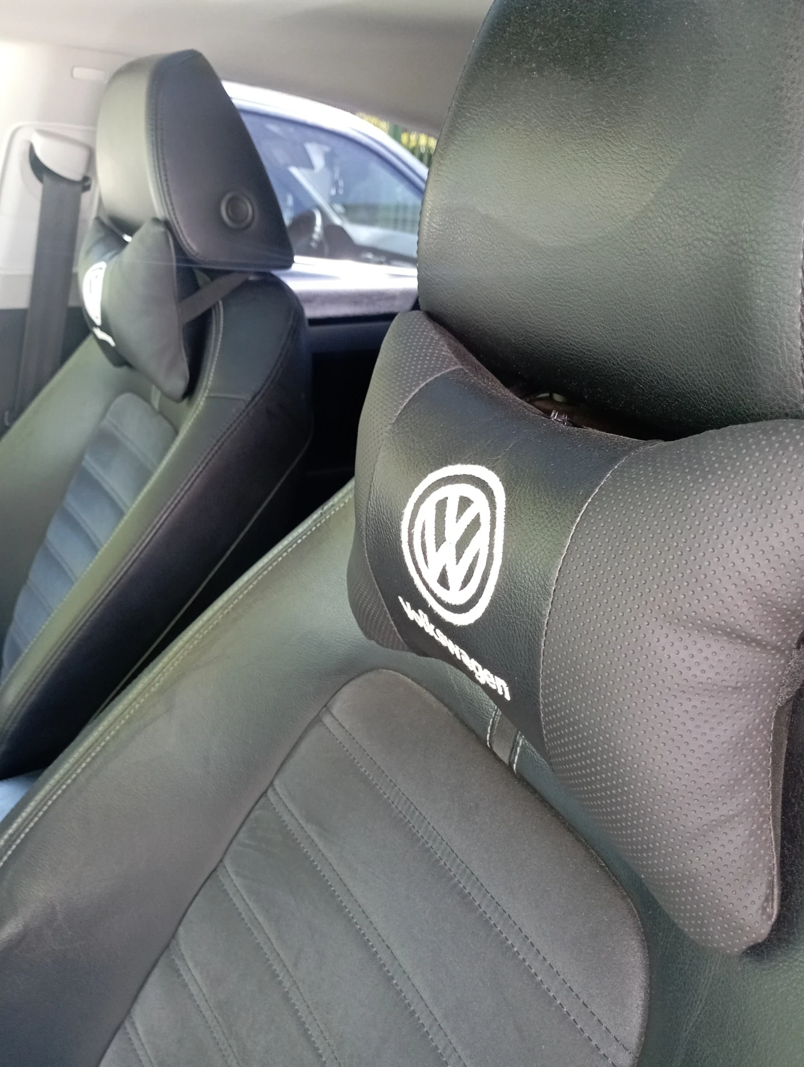 VW Passat CC, снимка 8 - Автомобили и джипове - 54320377