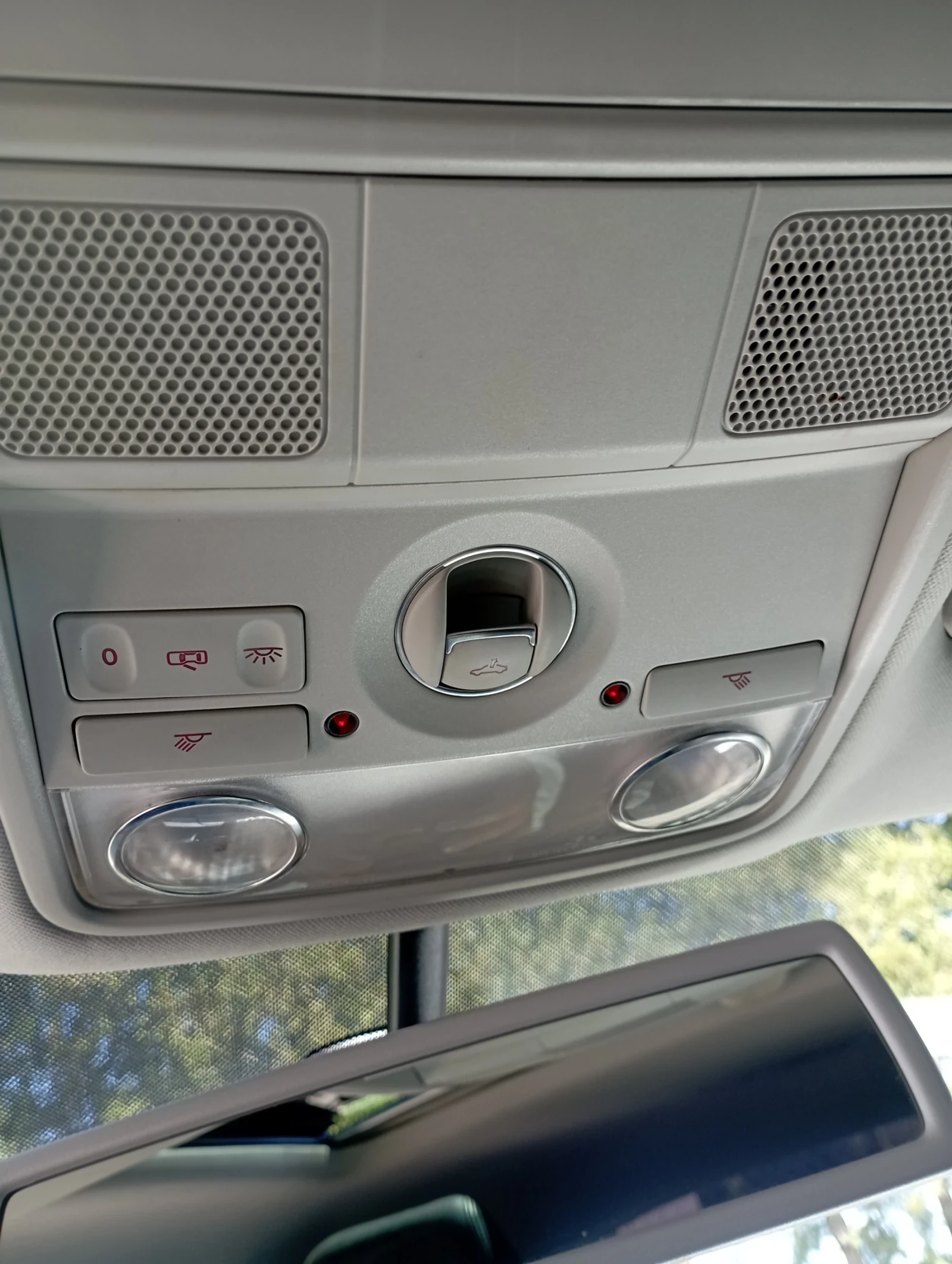 VW Passat CC, снимка 7 - Автомобили и джипове - 54320377