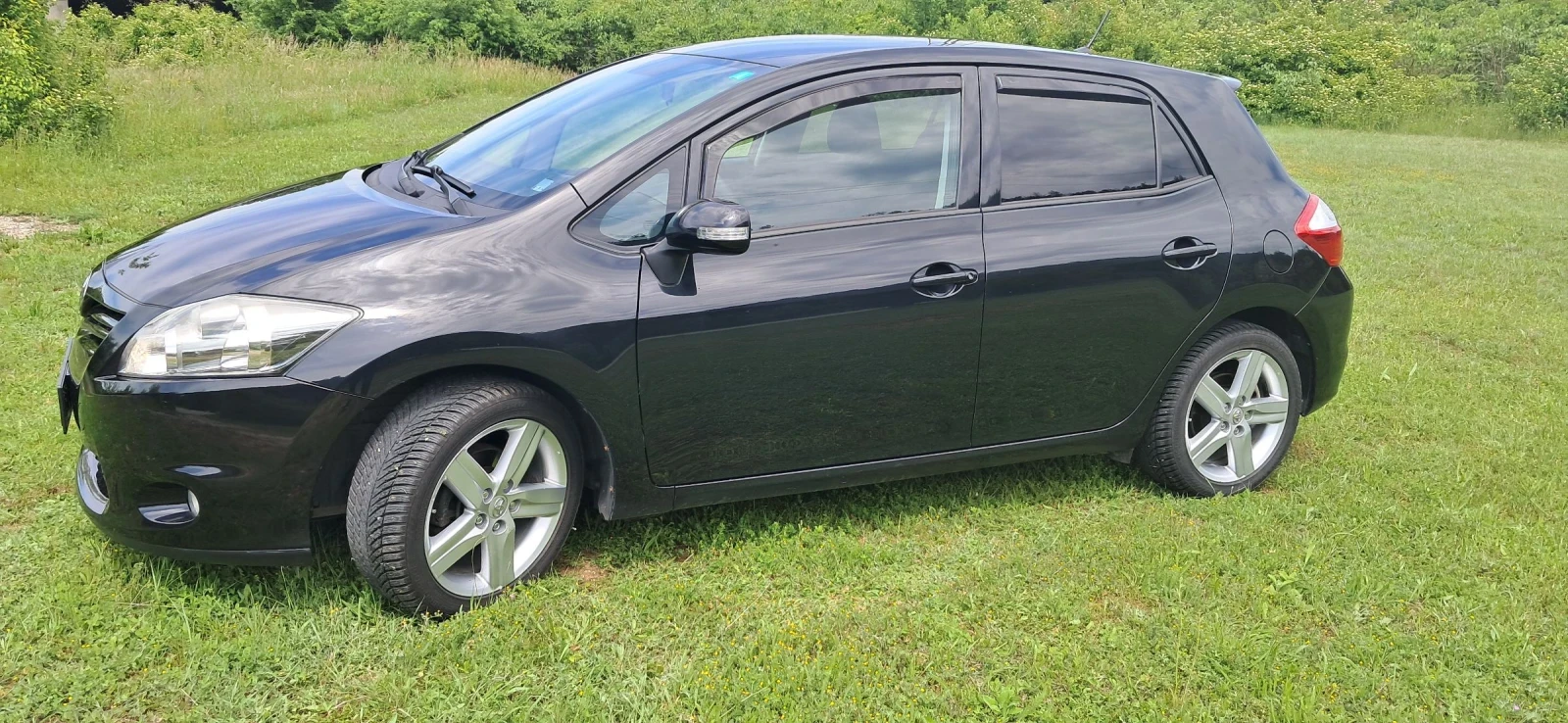 Toyota Auris 1, 8 147 к. с.  Facelift, снимка 6 - Автомобили и джипове - 54608949