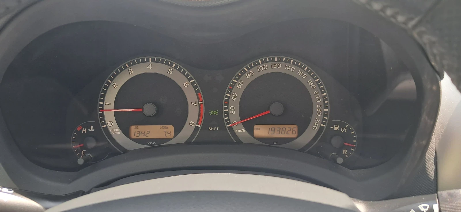Toyota Auris 1, 8 147 к. с.  Facelift, снимка 8 - Автомобили и джипове - 54608949