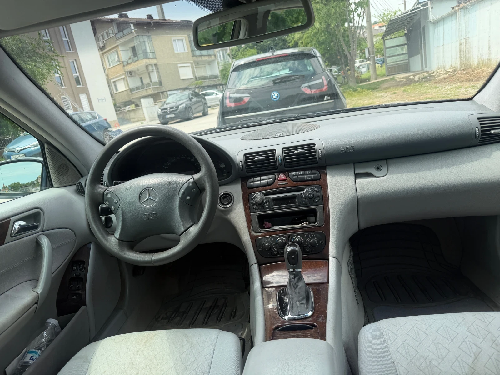 Mercedes-Benz C 220, снимка 9 - Автомобили и джипове - 54659376
