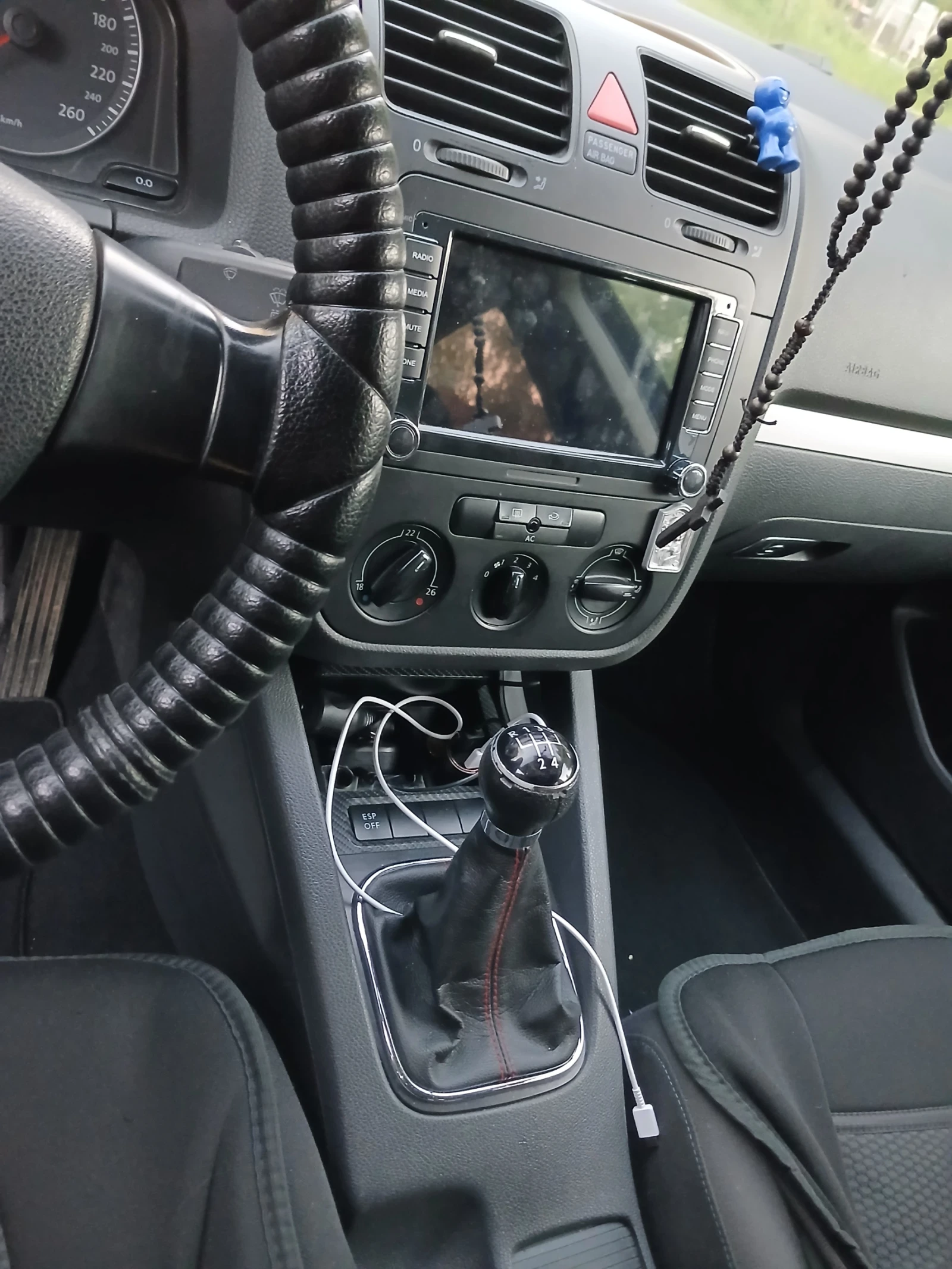VW Golf 1.6 BSE, снимка 7 - Автомобили и джипове - 54688277