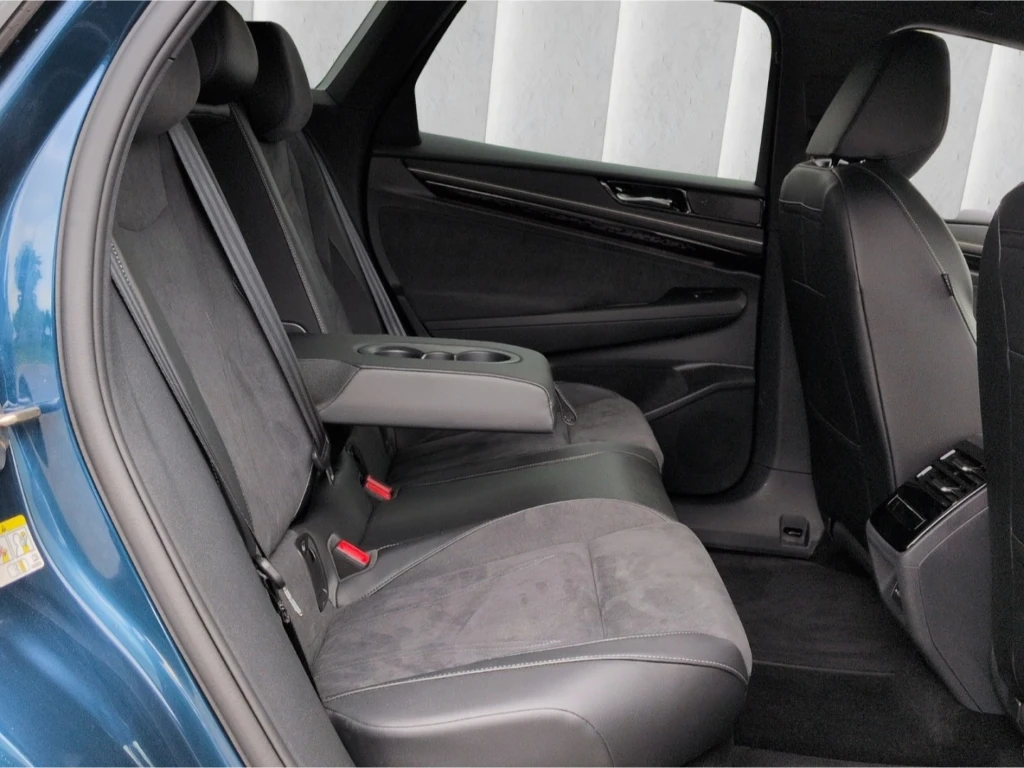 VW ID.7 Tourer Pro S, снимка 10 - Автомобили и джипове - 54853040