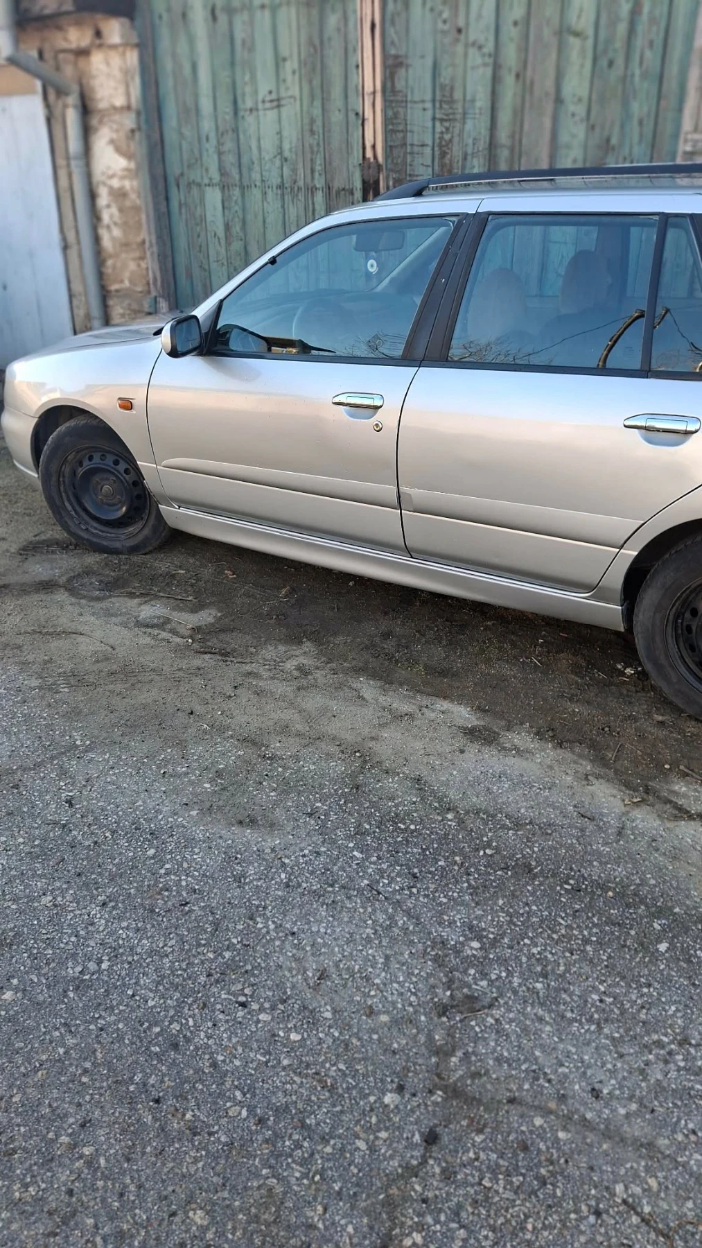 Nissan Primera, снимка 3 - Автомобили и джипове - 55084891