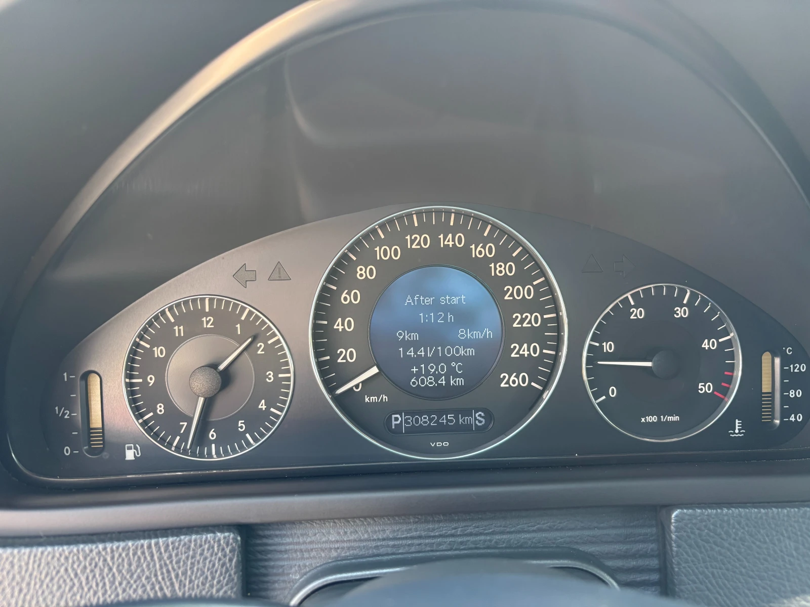 Mercedes-Benz CLK, снимка 14 - Автомобили и джипове - 55220662