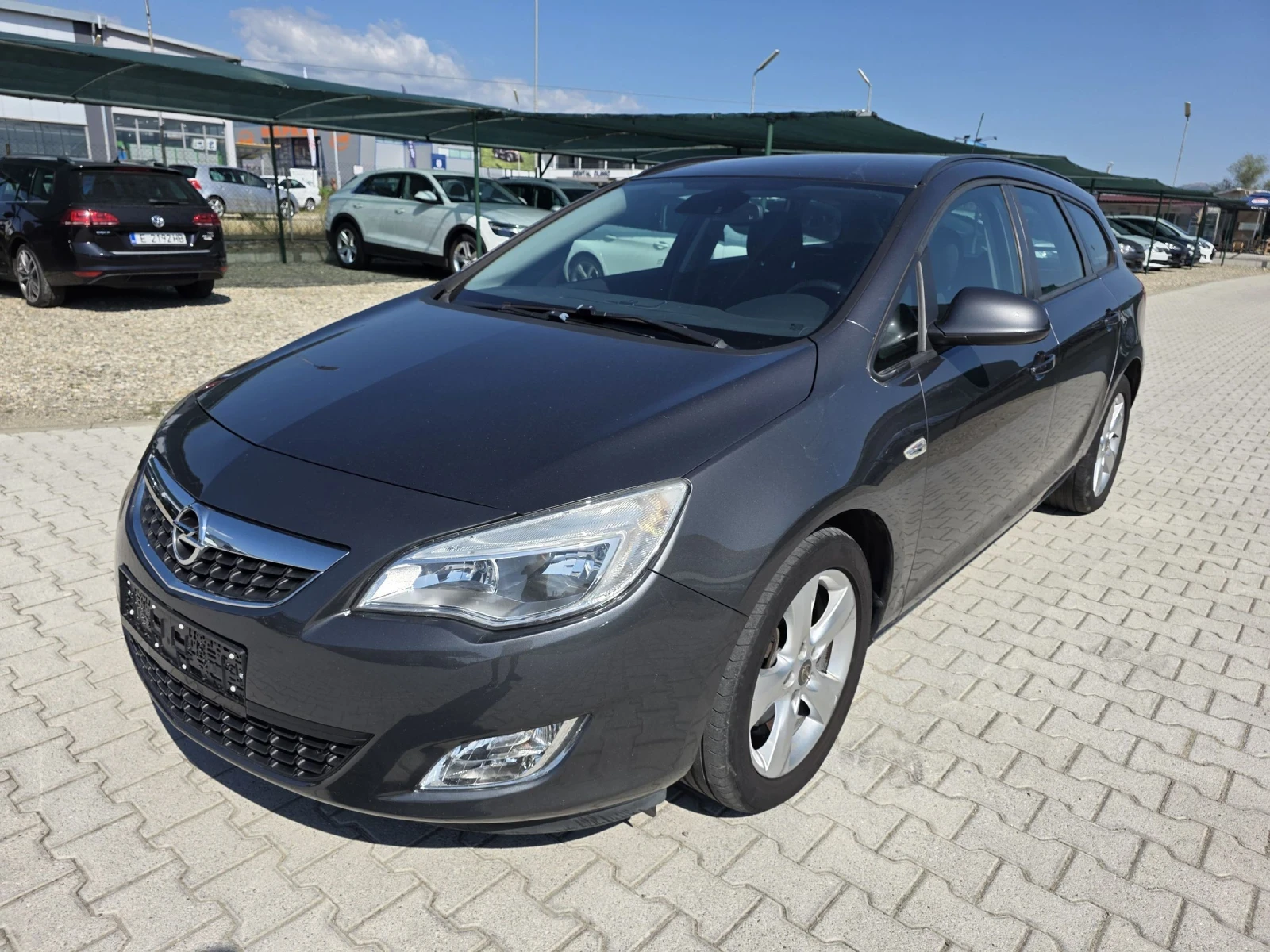 Opel Astra 1.7CDTI Лизшнг, снимка 3 - Автомобили и джипове - 55455912