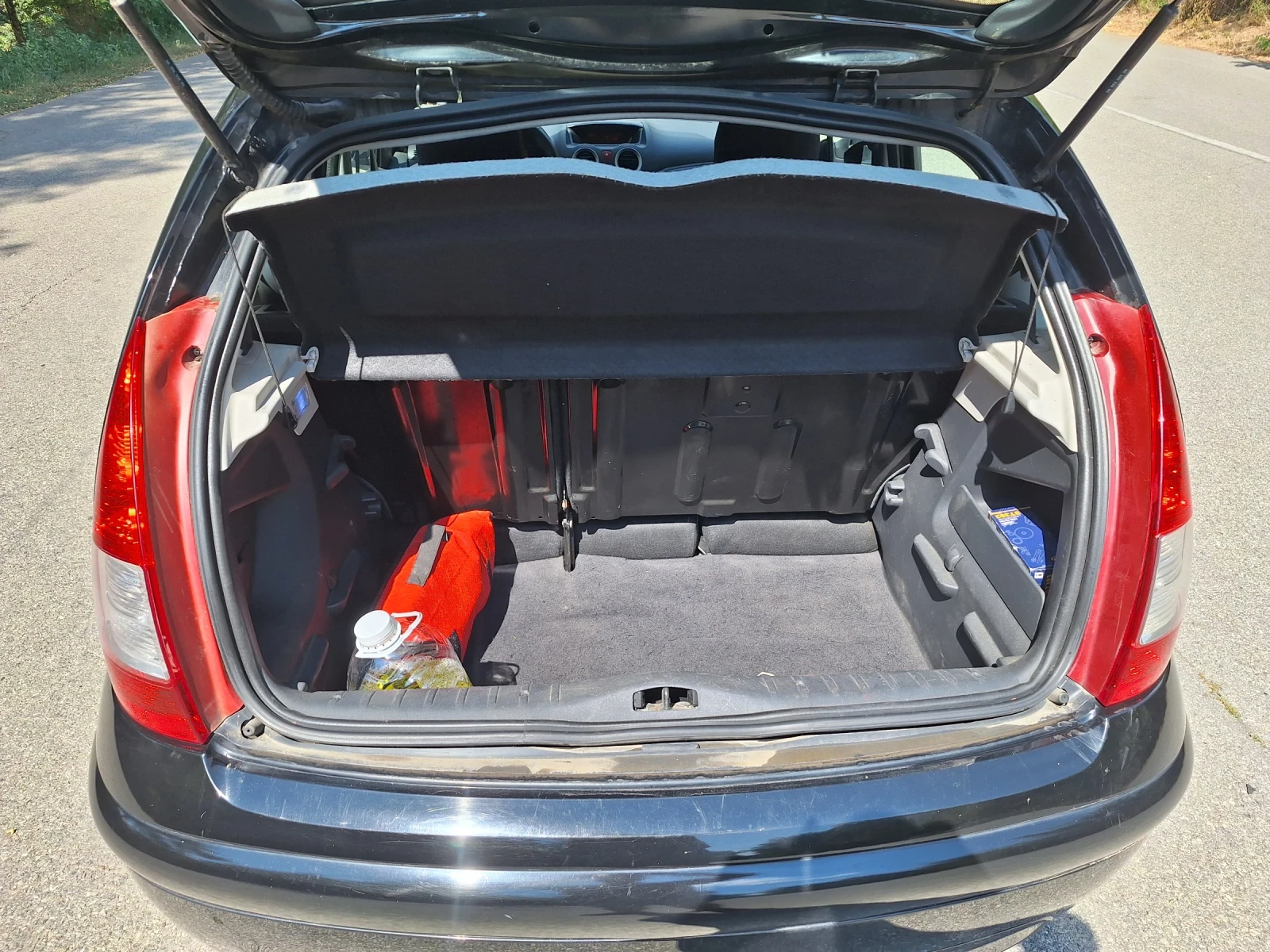 Citroen C3 1.4i, снимка 8 - Автомобили и джипове - 55587674