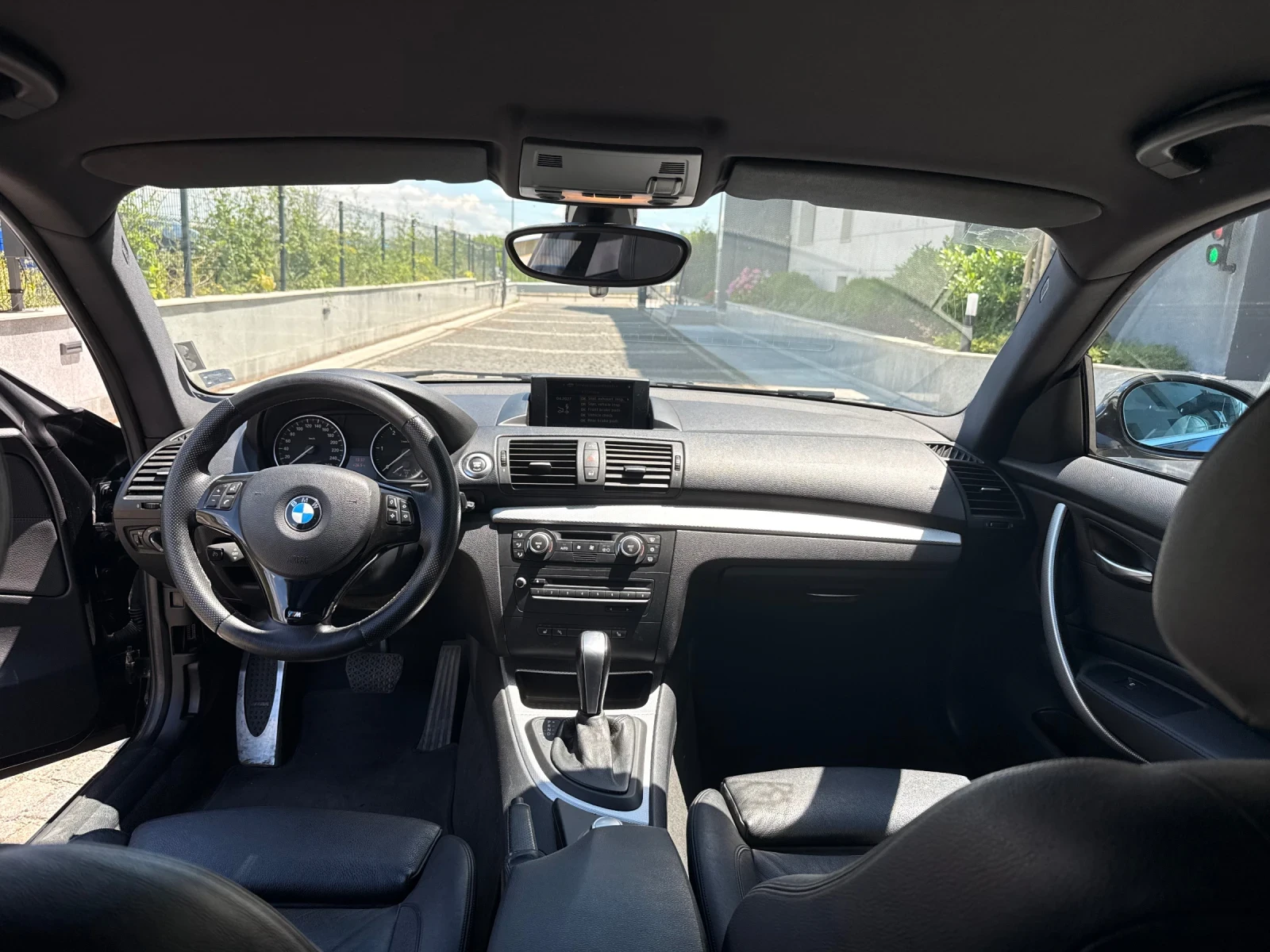 BMW 120 M Sport Packet / Automatic, снимка 10 - Автомобили и джипове - 55684124