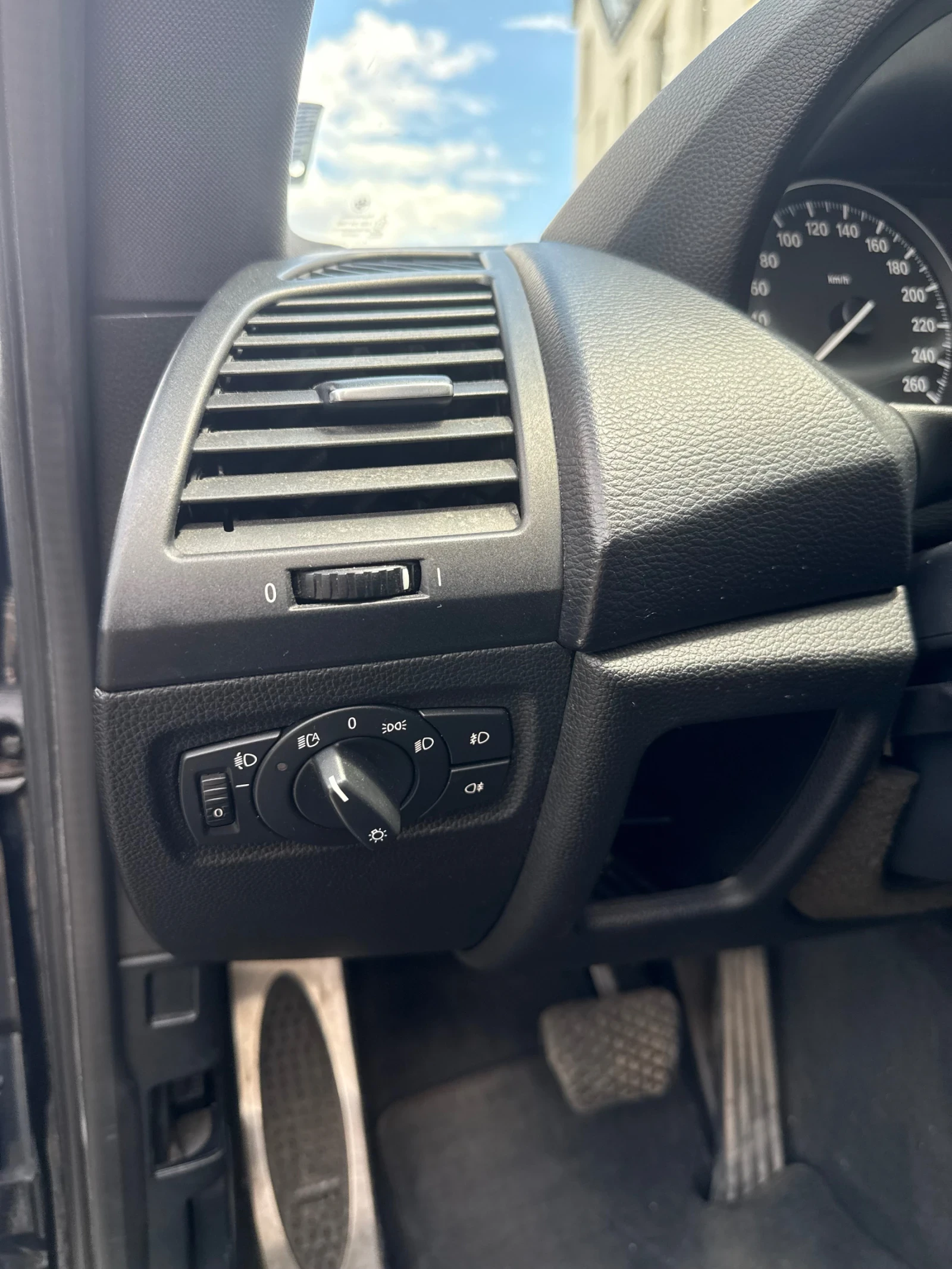 BMW 120 M Sport Packet / Automatic, снимка 11 - Автомобили и джипове - 55684124