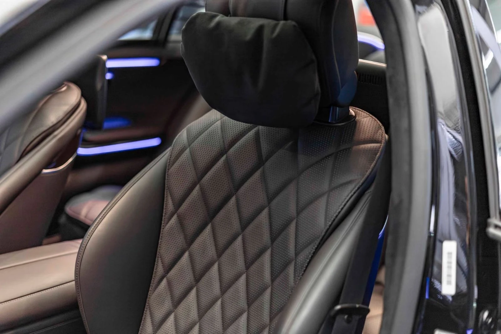 Mercedes-Benz S 500 AMG/ LONG/ EXCLUSIVE/ EXECUTIVE/ BURM/ TV/ PANO/, снимка 10 - Автомобили и джипове - 55886107