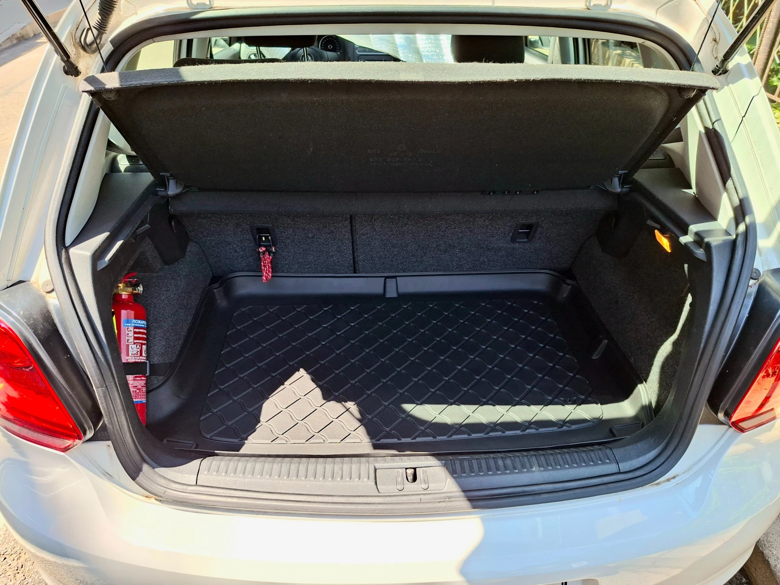 VW Polo 1.2 12V, снимка 15 - Автомобили и джипове - 56224618