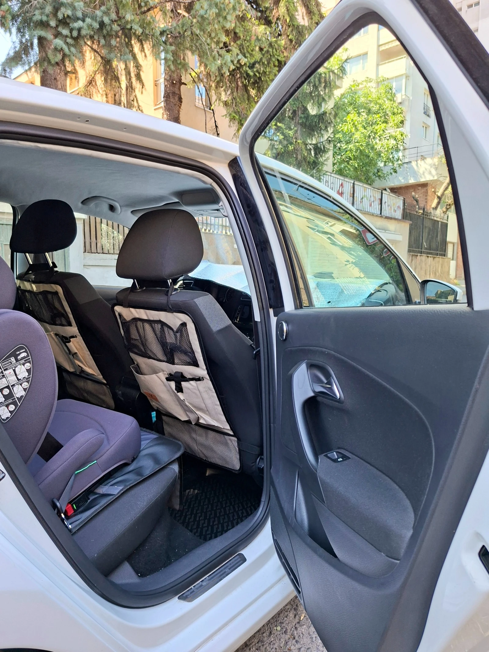 VW Polo 1.2 12V, снимка 13 - Автомобили и джипове - 56224618