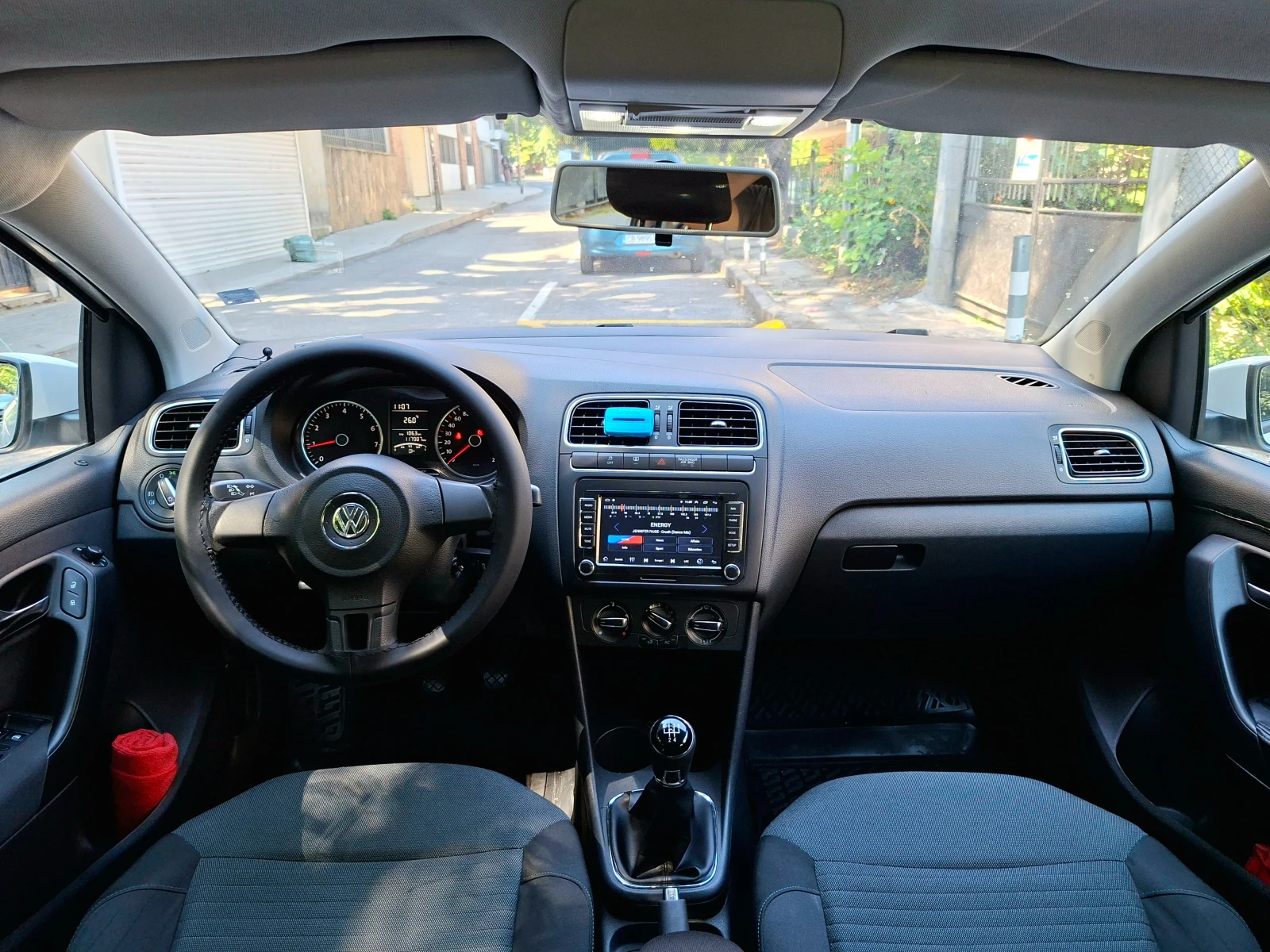 VW Polo 1.2 12V, снимка 9 - Автомобили и джипове - 56224618
