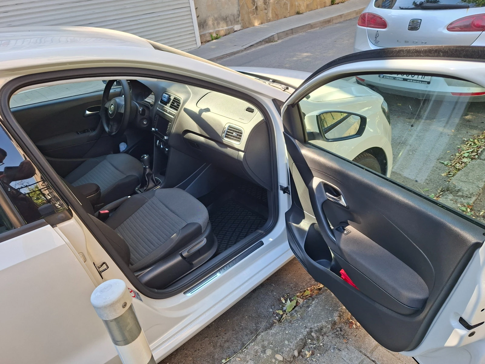 VW Polo 1.2 12V, снимка 11 - Автомобили и джипове - 56224618