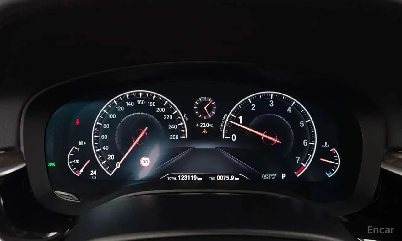 BMW 530, снимка 9 - Автомобили и джипове - 56710542