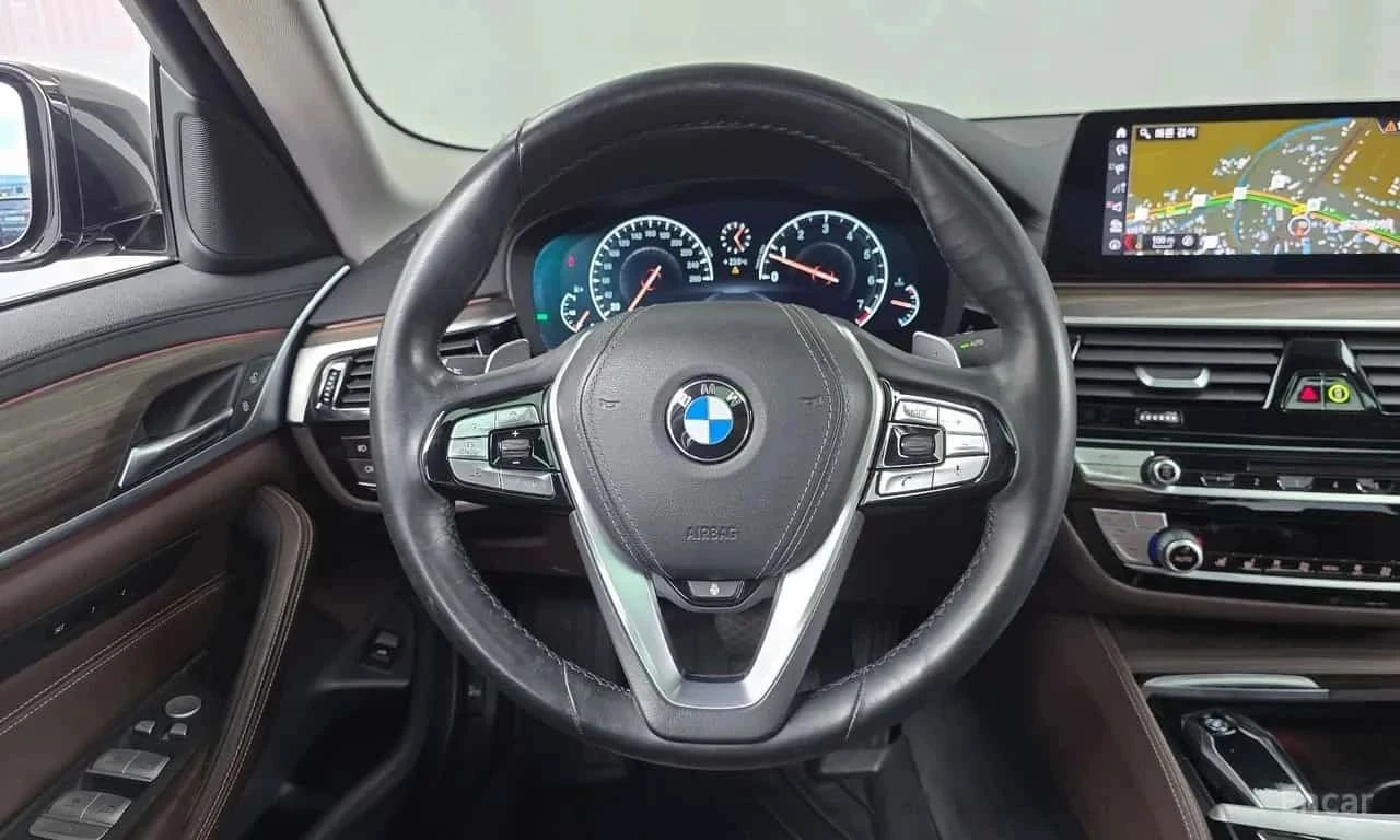 BMW 530, снимка 10 - Автомобили и джипове - 56710542
