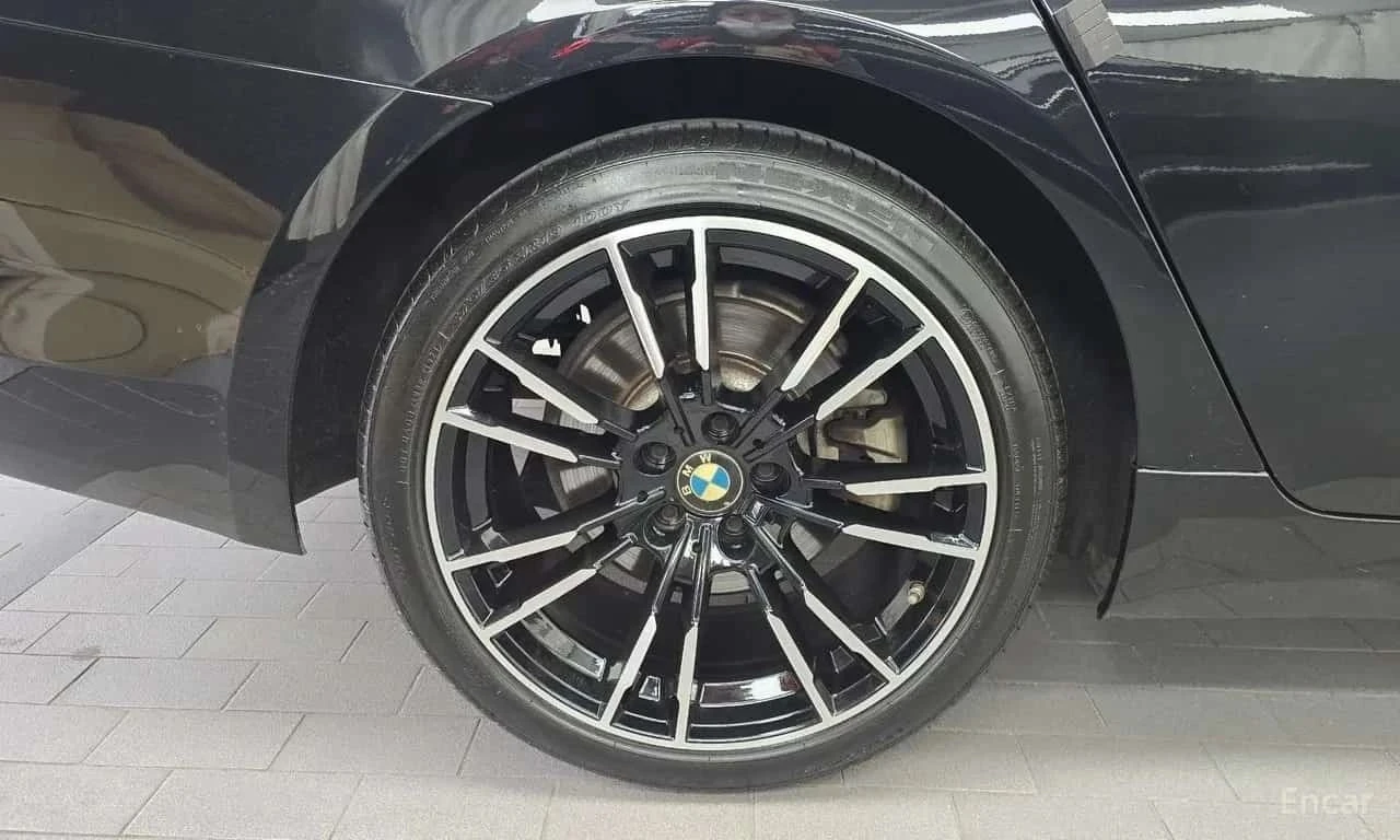 BMW 530, снимка 5 - Автомобили и джипове - 56710542