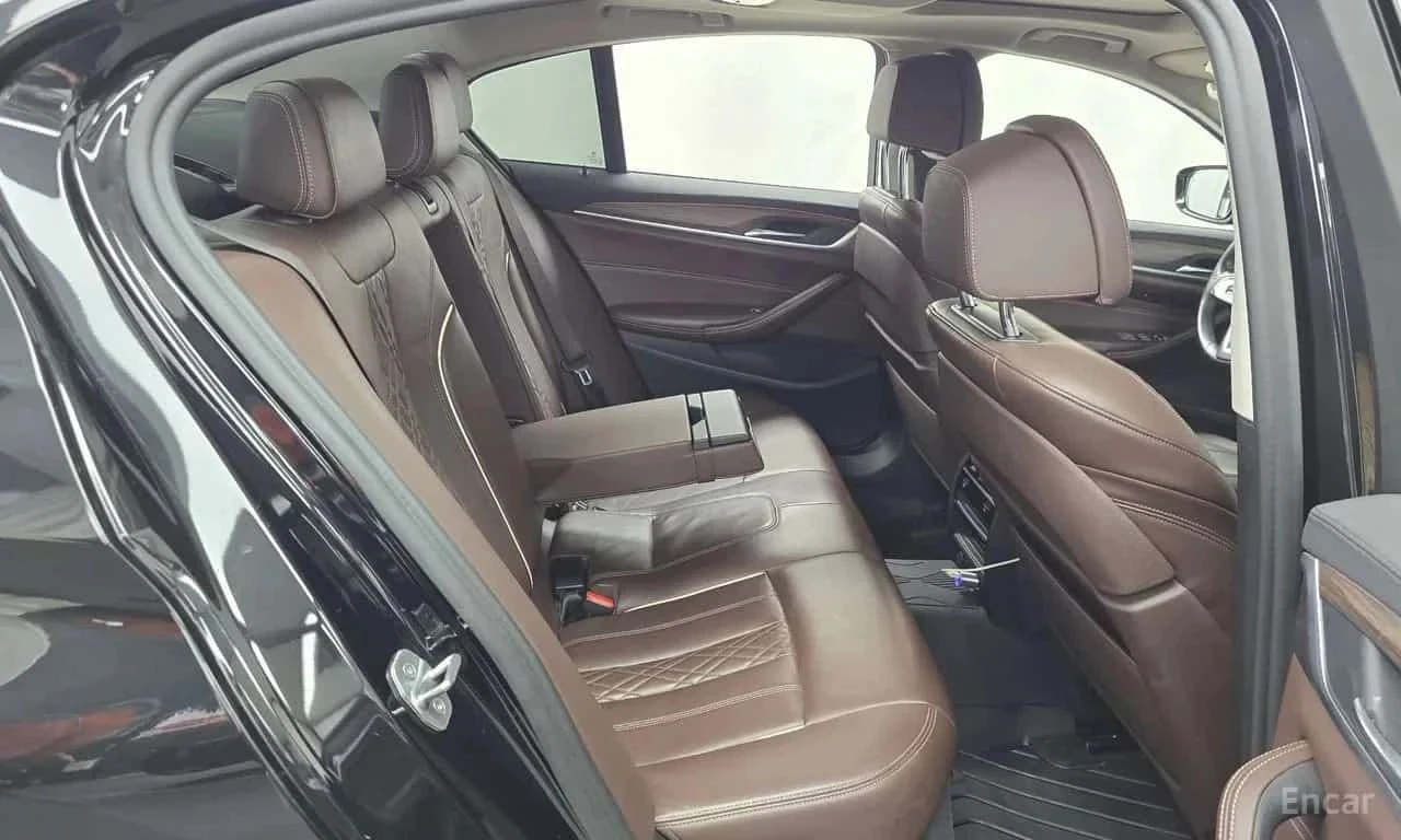BMW 530, снимка 17 - Автомобили и джипове - 56710542