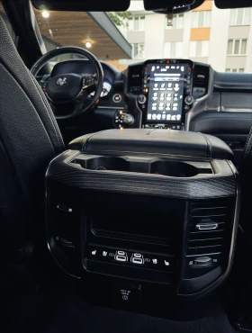 Dodge RAM 1500  LIMITED NIGHT EDITION 5.7 HEMI eTORQUE, снимка 8