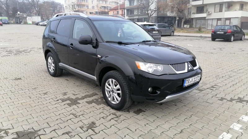 Mitsubishi Outlander 2.0 4x4, снимка 7 - Автомобили и джипове - 48717833