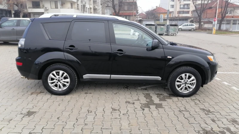 Mitsubishi Outlander 2.0 4x4, снимка 6 - Автомобили и джипове - 48717833