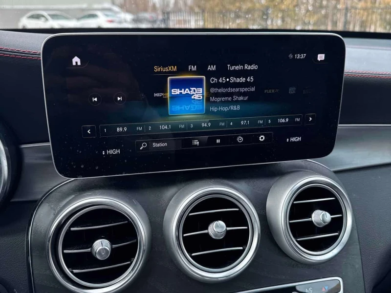 Mercedes-Benz GLC 300 * CARFAX * ДВА КЛЮЧА* ПАНОРАМА* , снимка 9 - Автомобили и джипове - 53569519