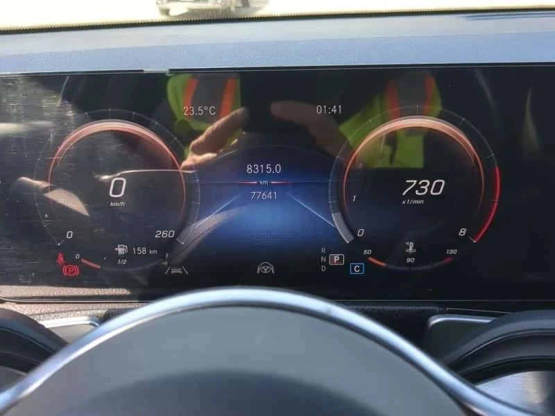 Mercedes-Benz GLB 250, снимка 8 - Автомобили и джипове - 56732241