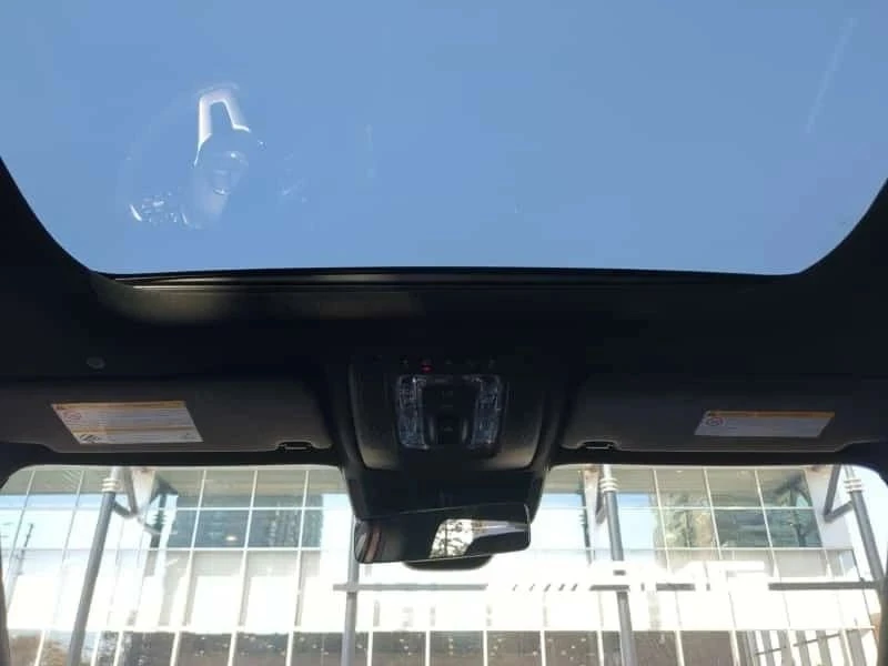 Mercedes-Benz GLB 250, снимка 12 - Автомобили и джипове - 56732241