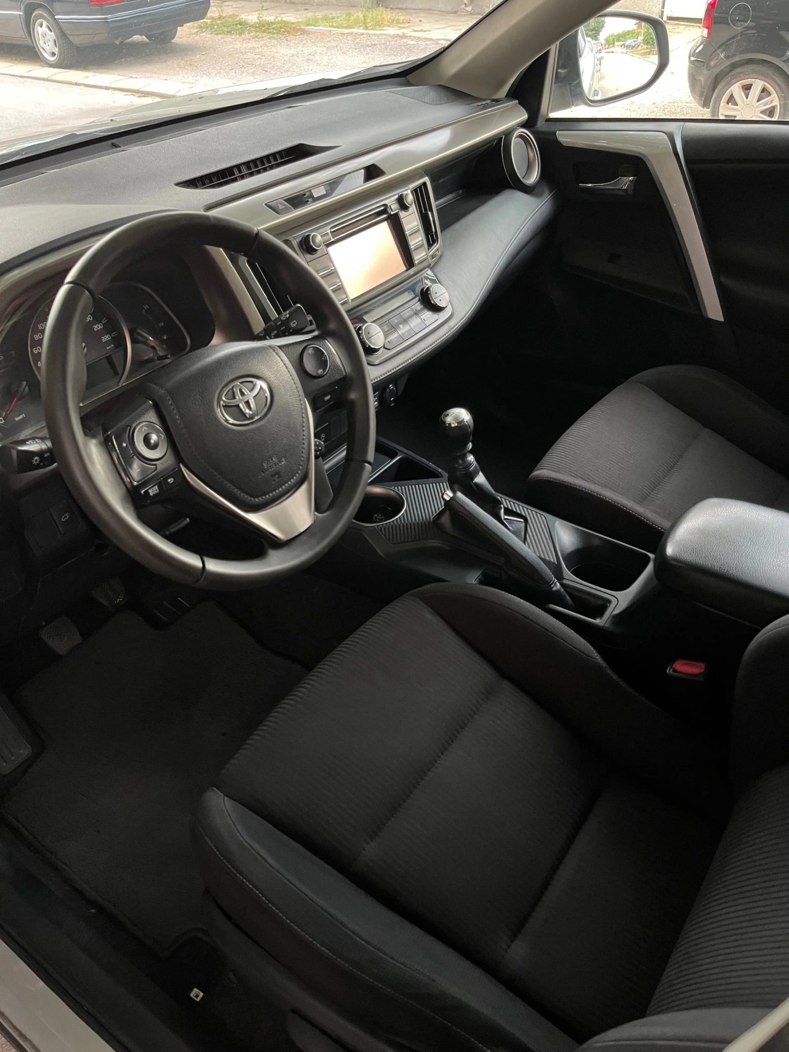 Toyota Rav4 Камера* Ел.Багажник* ТОП - изображение 8