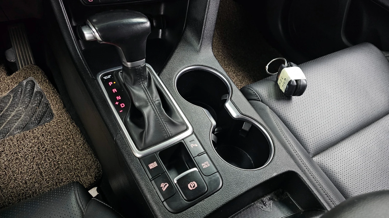 Kia Sportage 2.0 2WD NOBLESSE - изображение 9