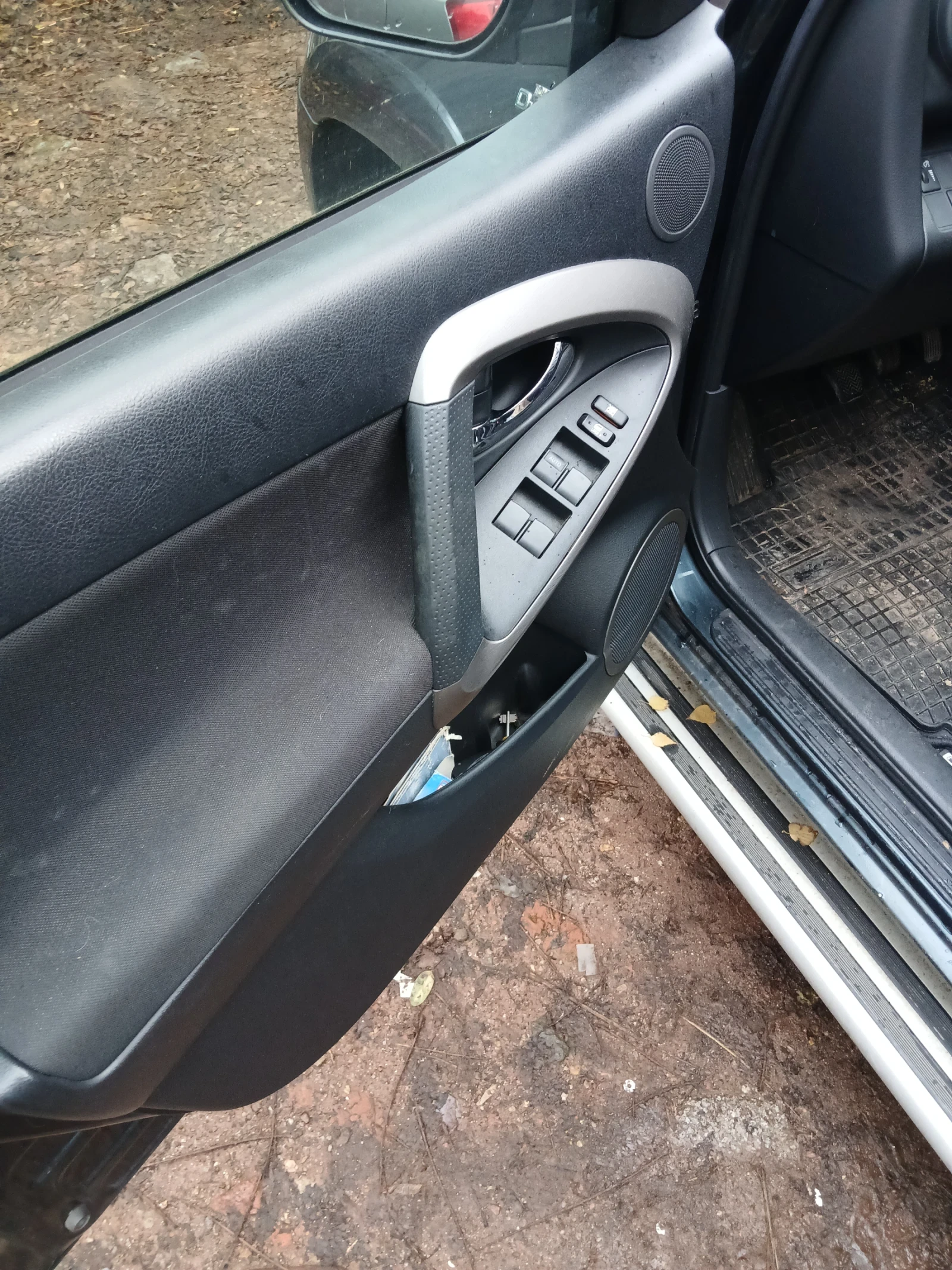 Toyota Rav4 2.2d4d | Mobile.bg   15