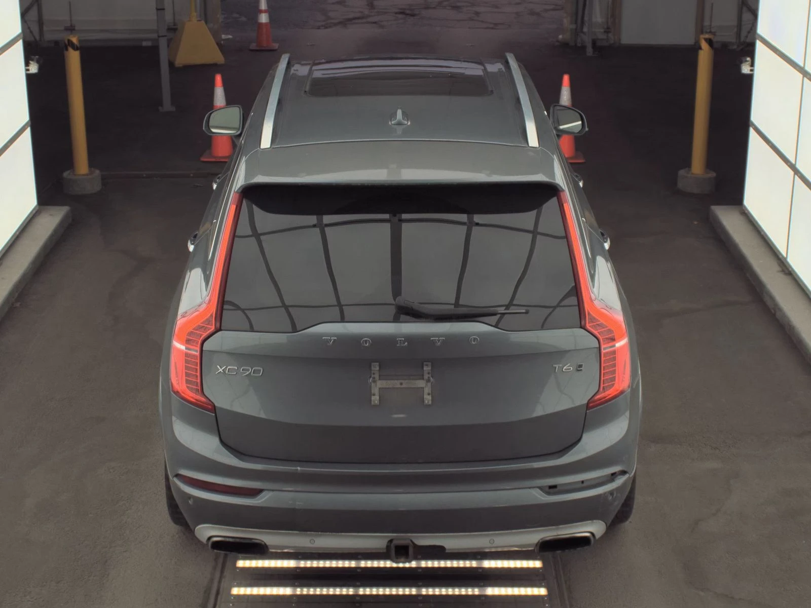 Volvo Xc90 T6* MOMENTUM* ДИГИТАЛНО* ТАБЛО* КАМЕРА* МАСАЖ* ДИС - изображение 8