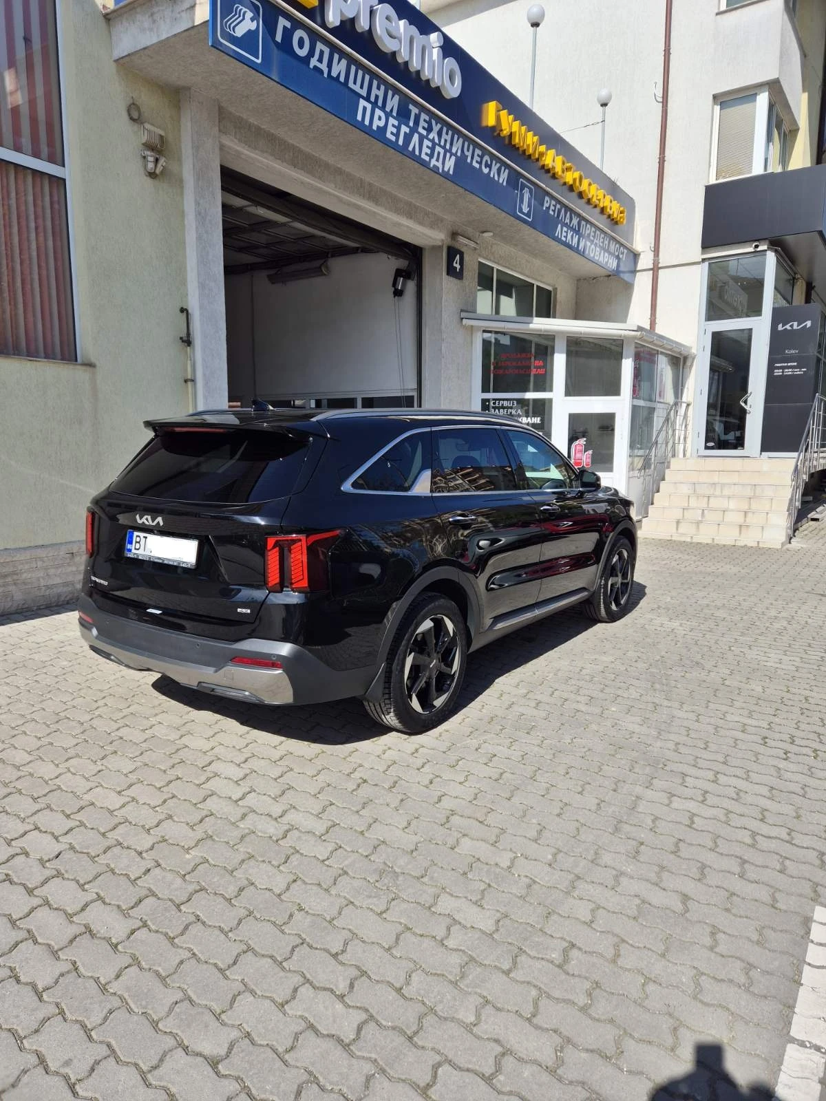 Kia Sorento, снимка 5 - Автомобили и джипове - 54354071